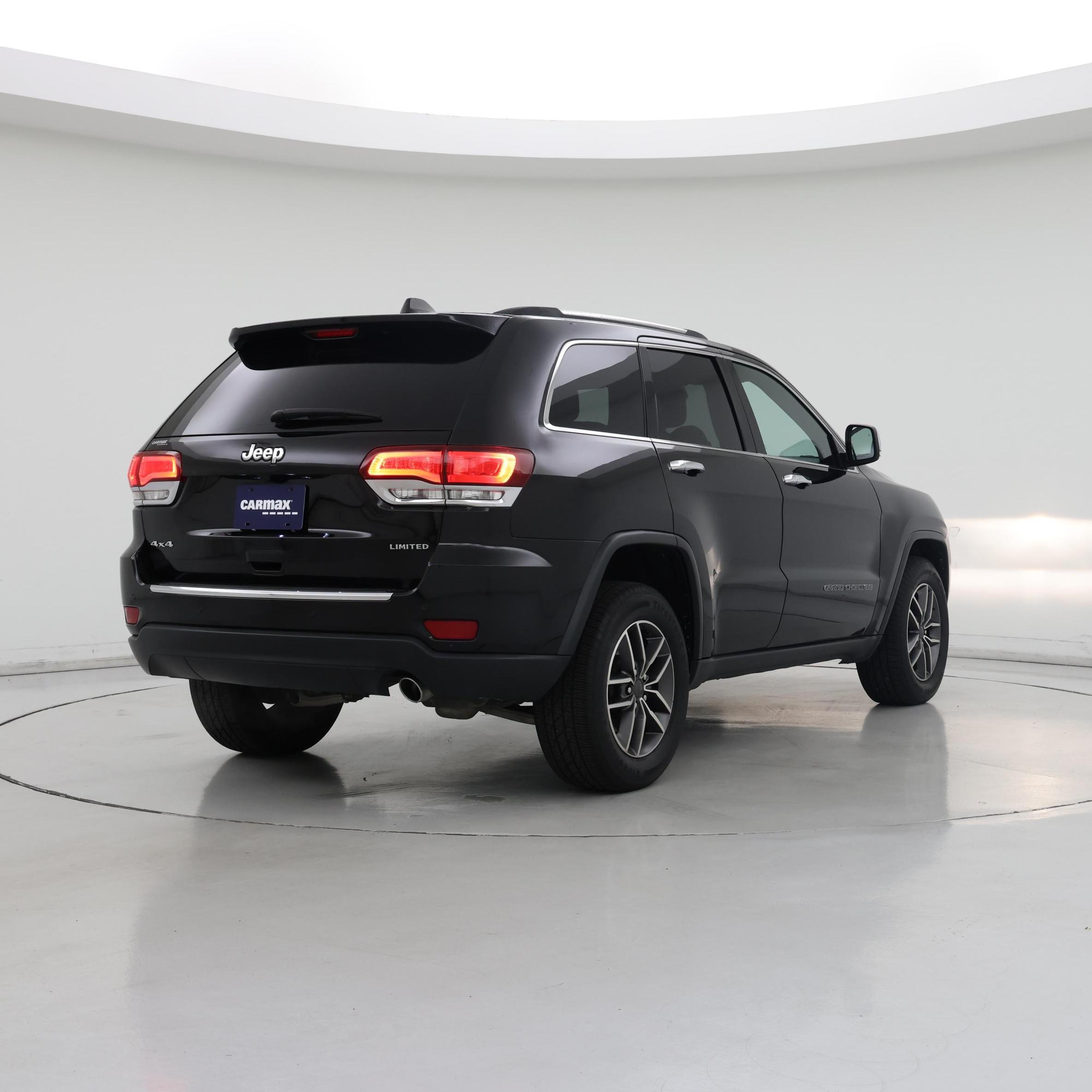 Thumbnail: 2020 Jeep Grand Cherokee - 8