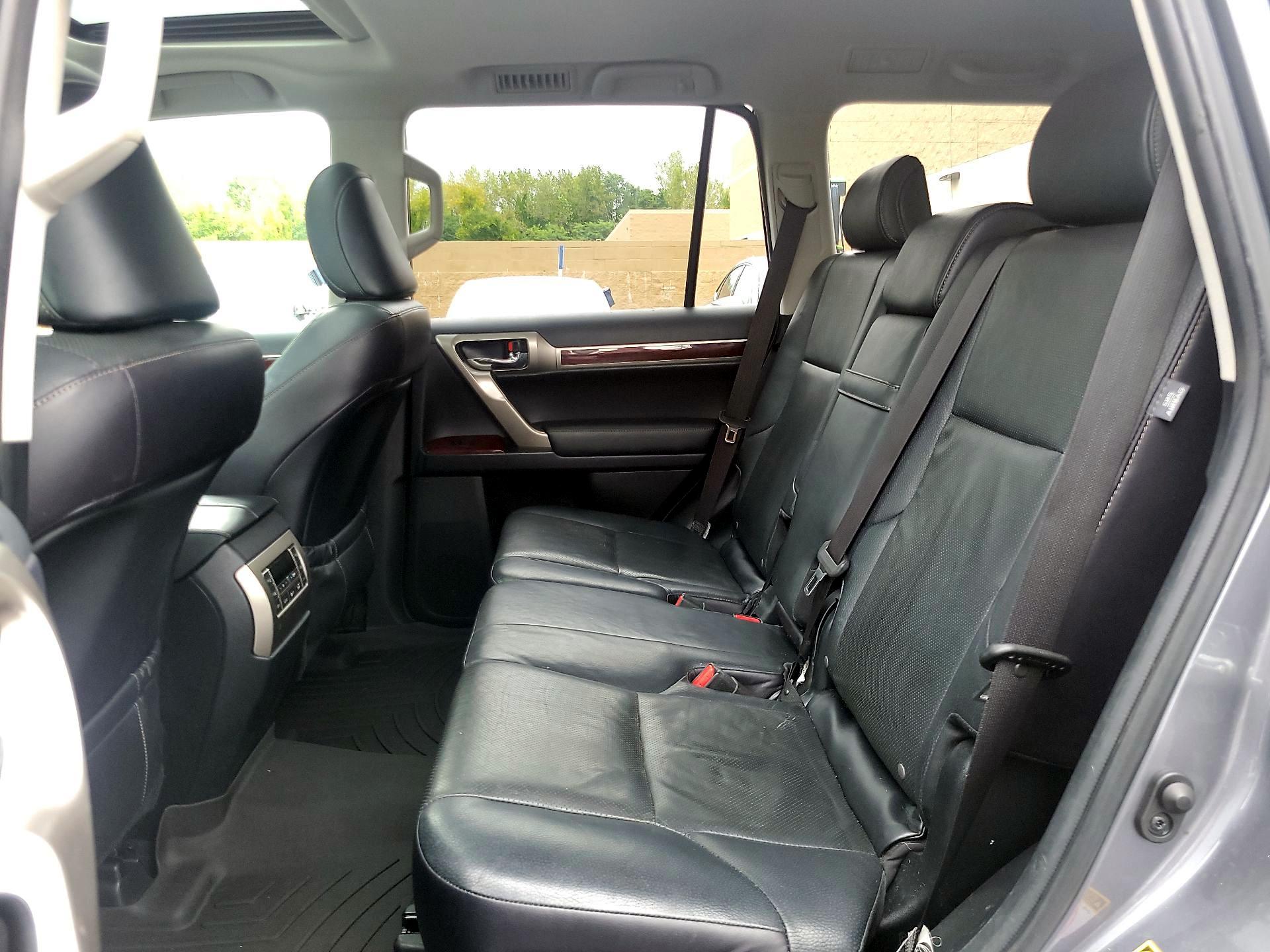Thumbnail: 2018 Lexus GX - 19