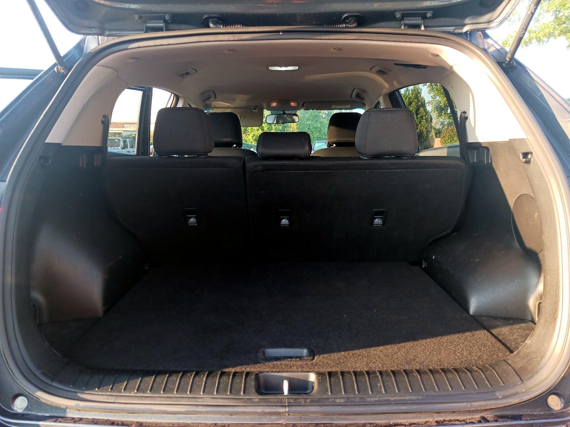 Thumbnail: 2019 Kia Sportage - 18