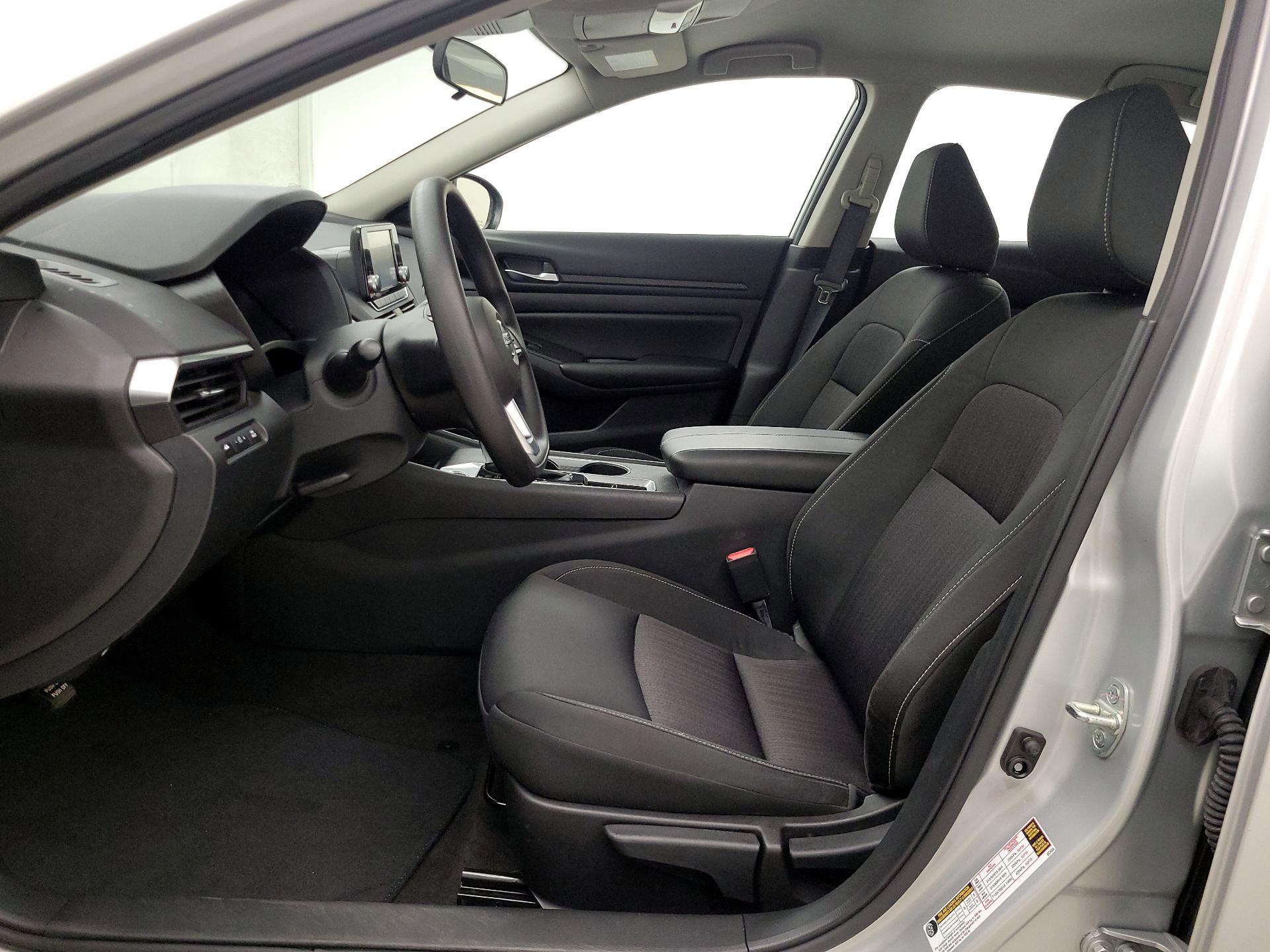 Thumbnail: 2022 Nissan Altima - 11