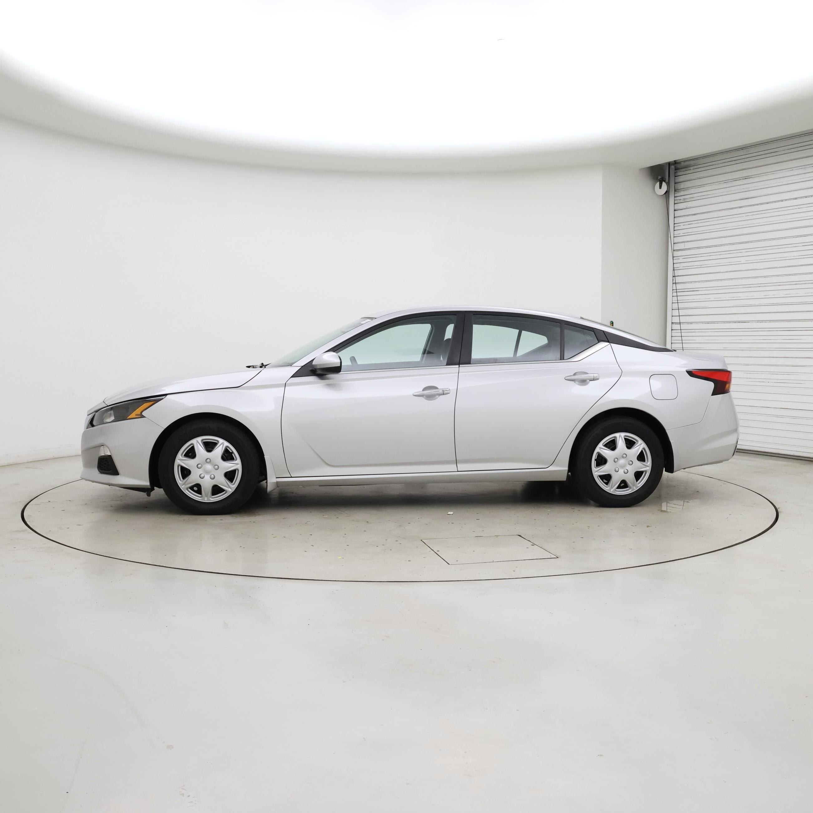 Thumbnail: 2022 Nissan Altima - 3