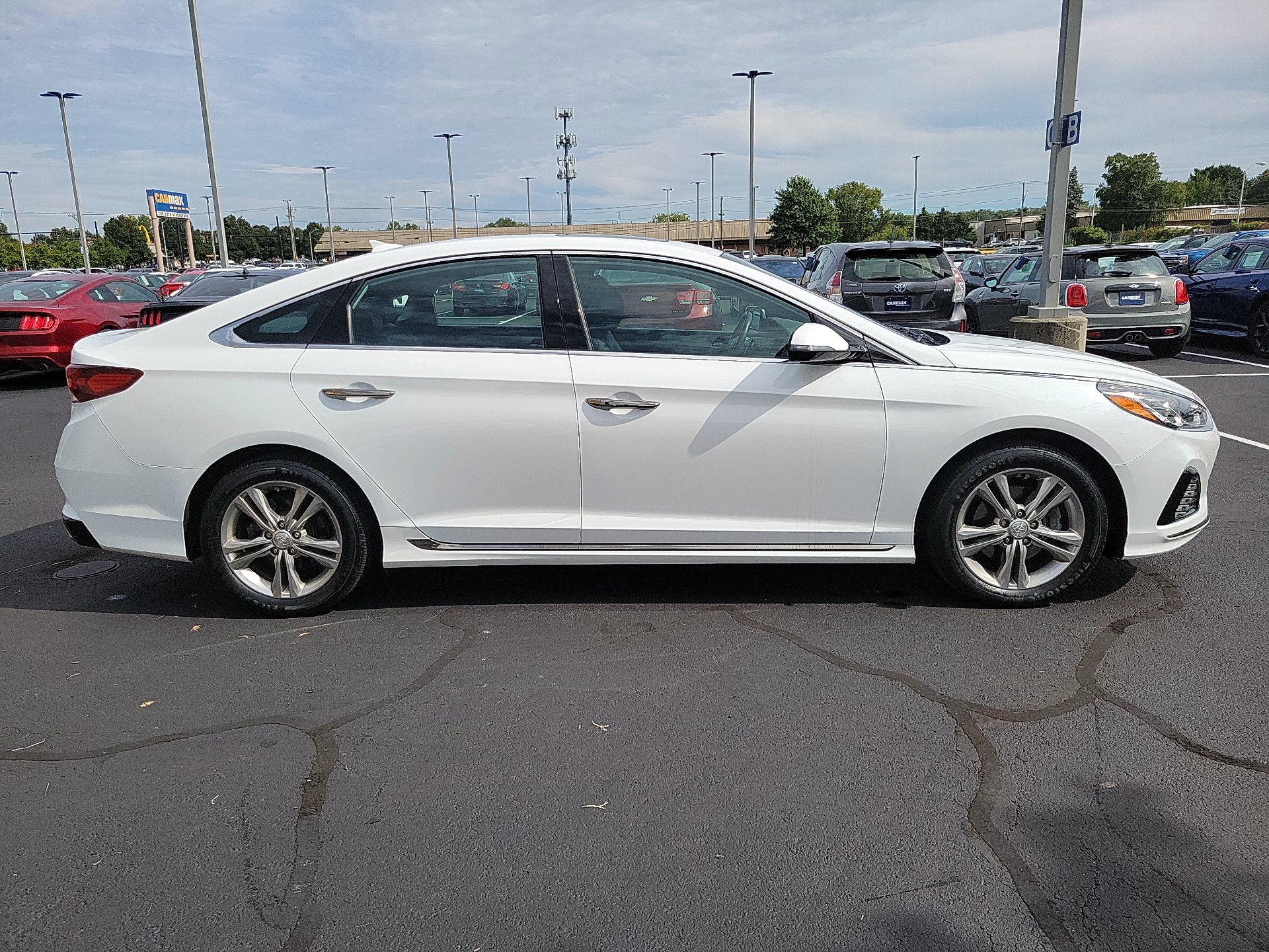 Thumbnail: 2018 Hyundai Sonata - 4