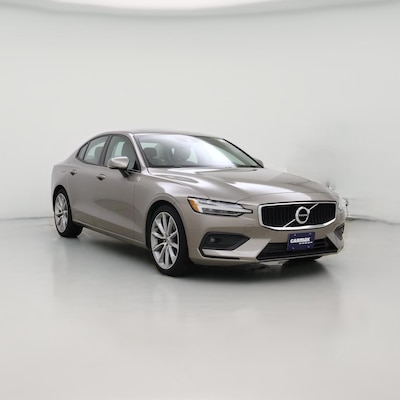 Tan 2021 Volvo S60 T6 Momentum