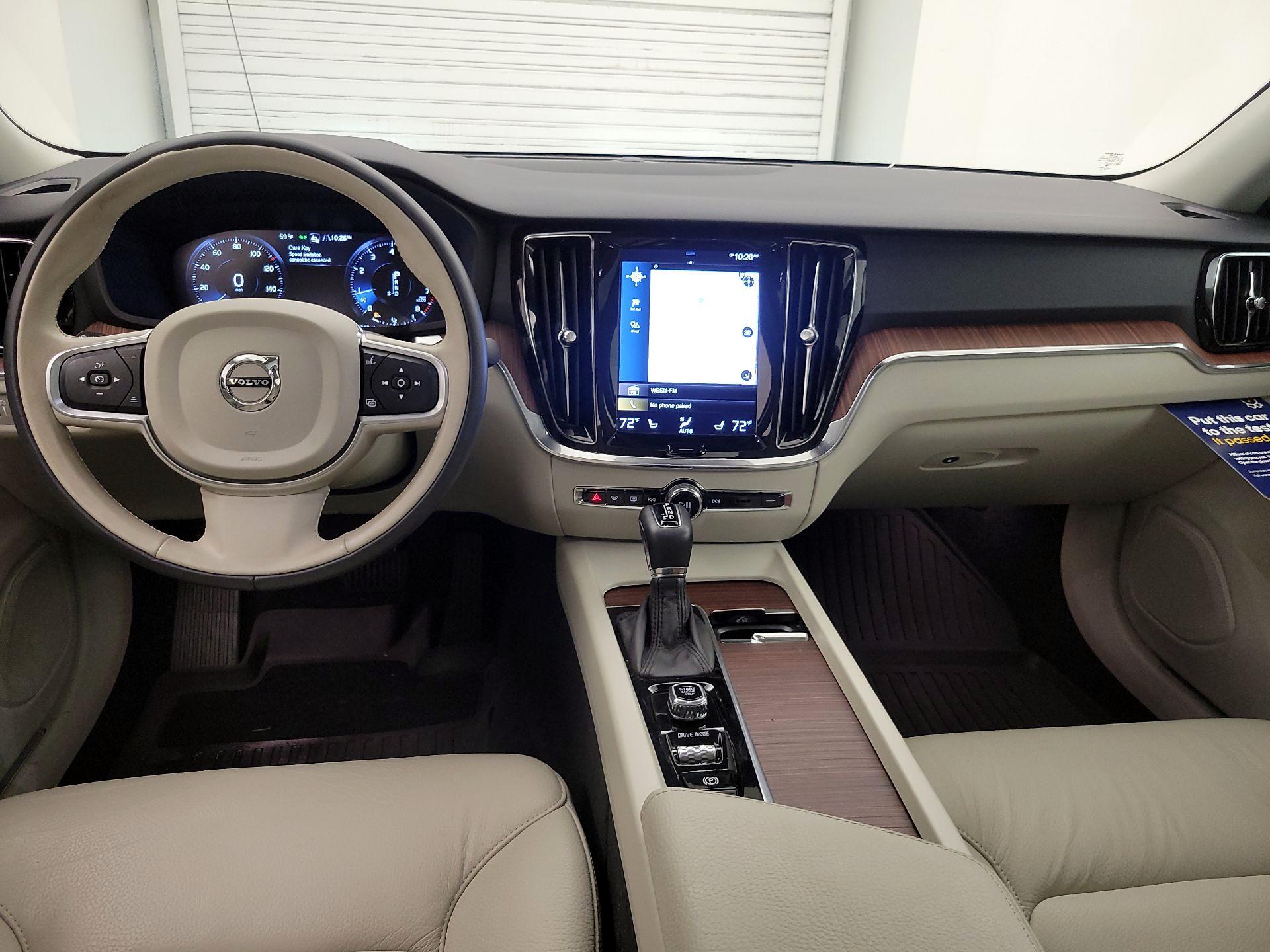 Thumbnail: 2021 Volvo S60 - 9