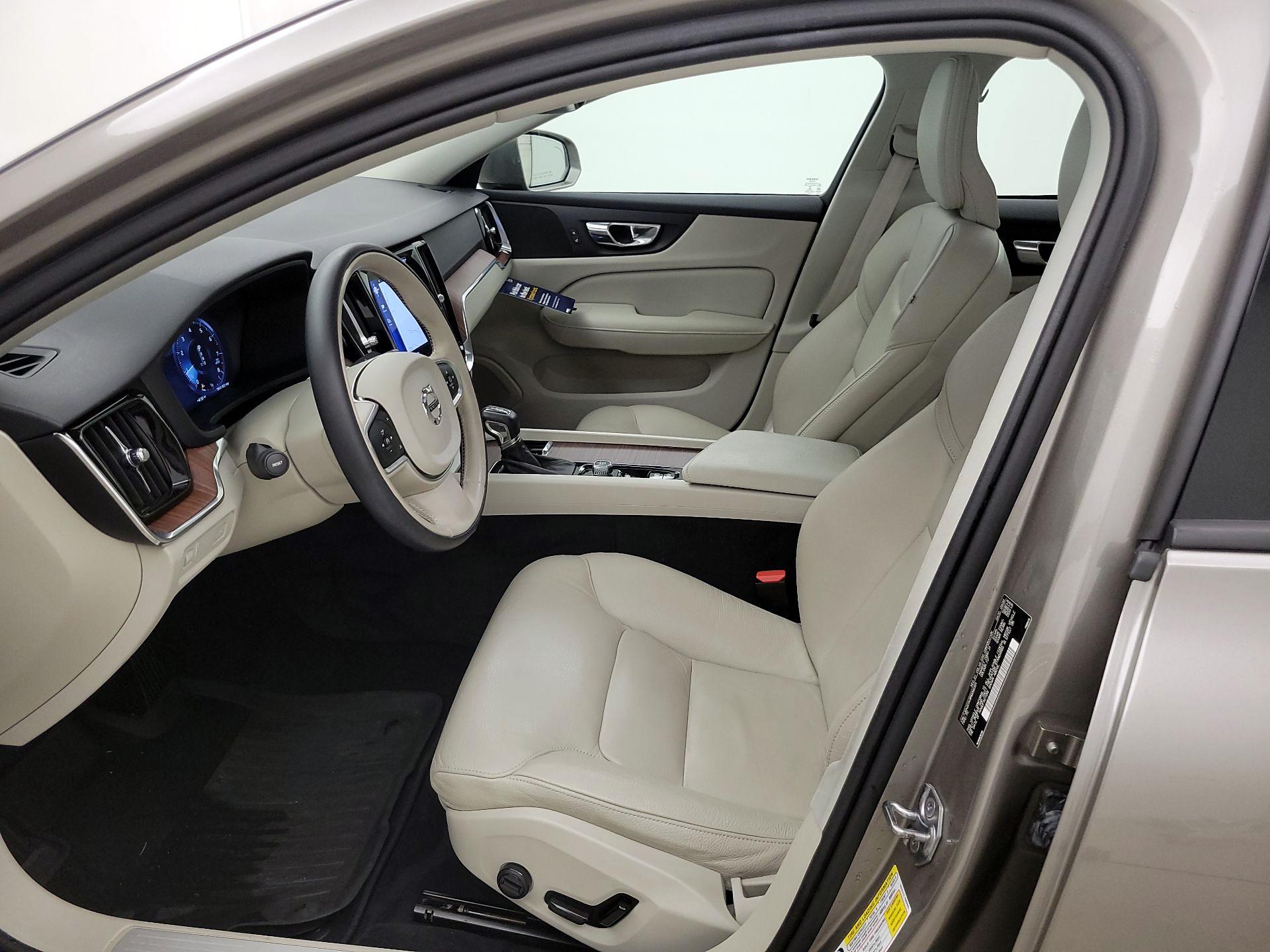 Thumbnail: 2021 Volvo S60 - 11