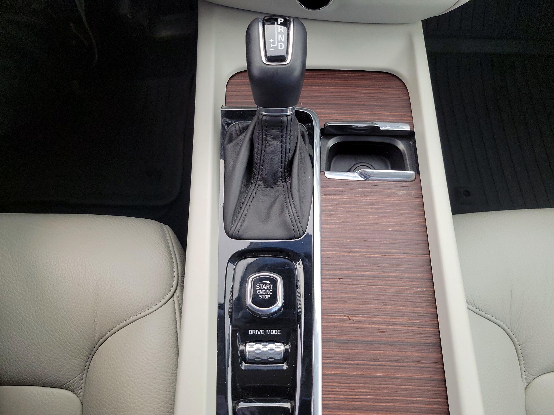 Thumbnail: 2021 Volvo S60 - 18