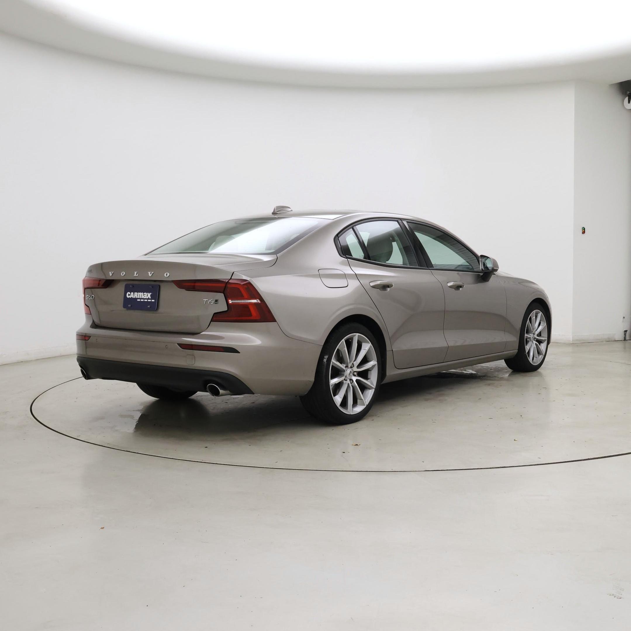Thumbnail: 2021 Volvo S60 - 8
