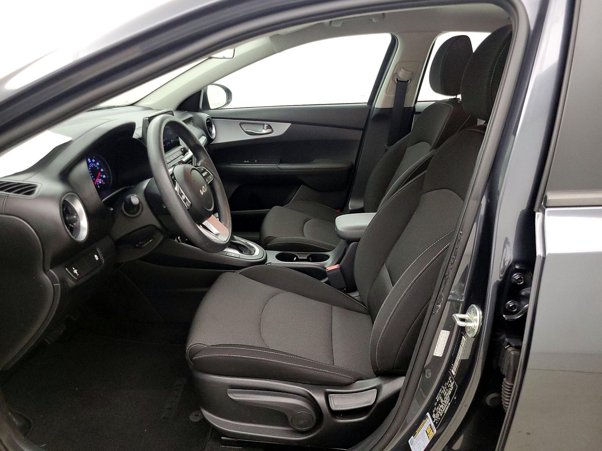Thumbnail: 2023 Kia Forte - 11