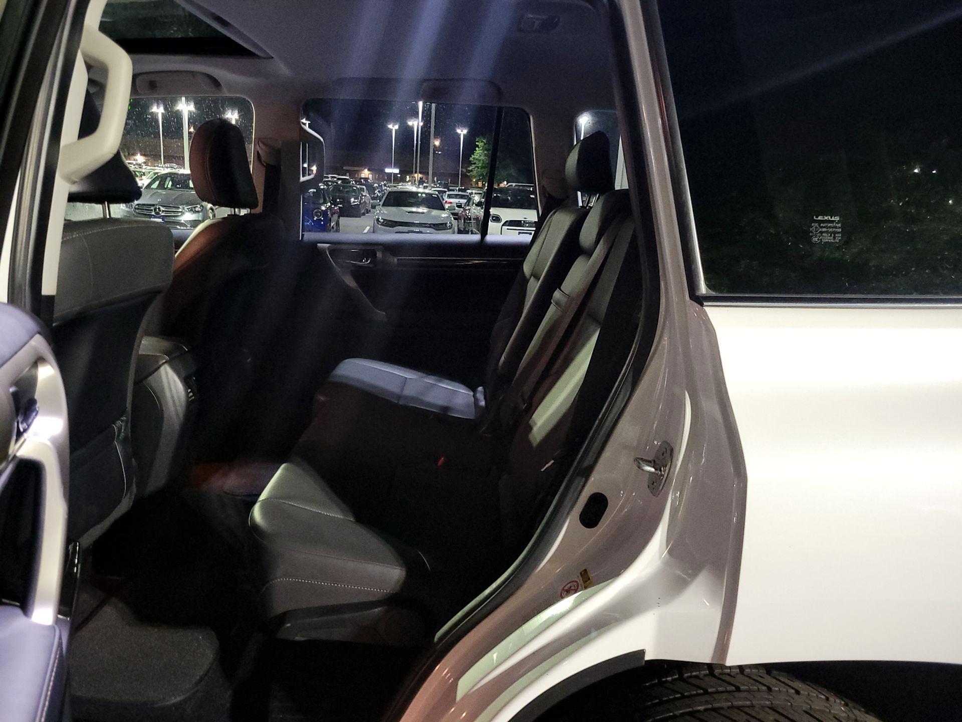 Thumbnail: 2018 Lexus GX - 19