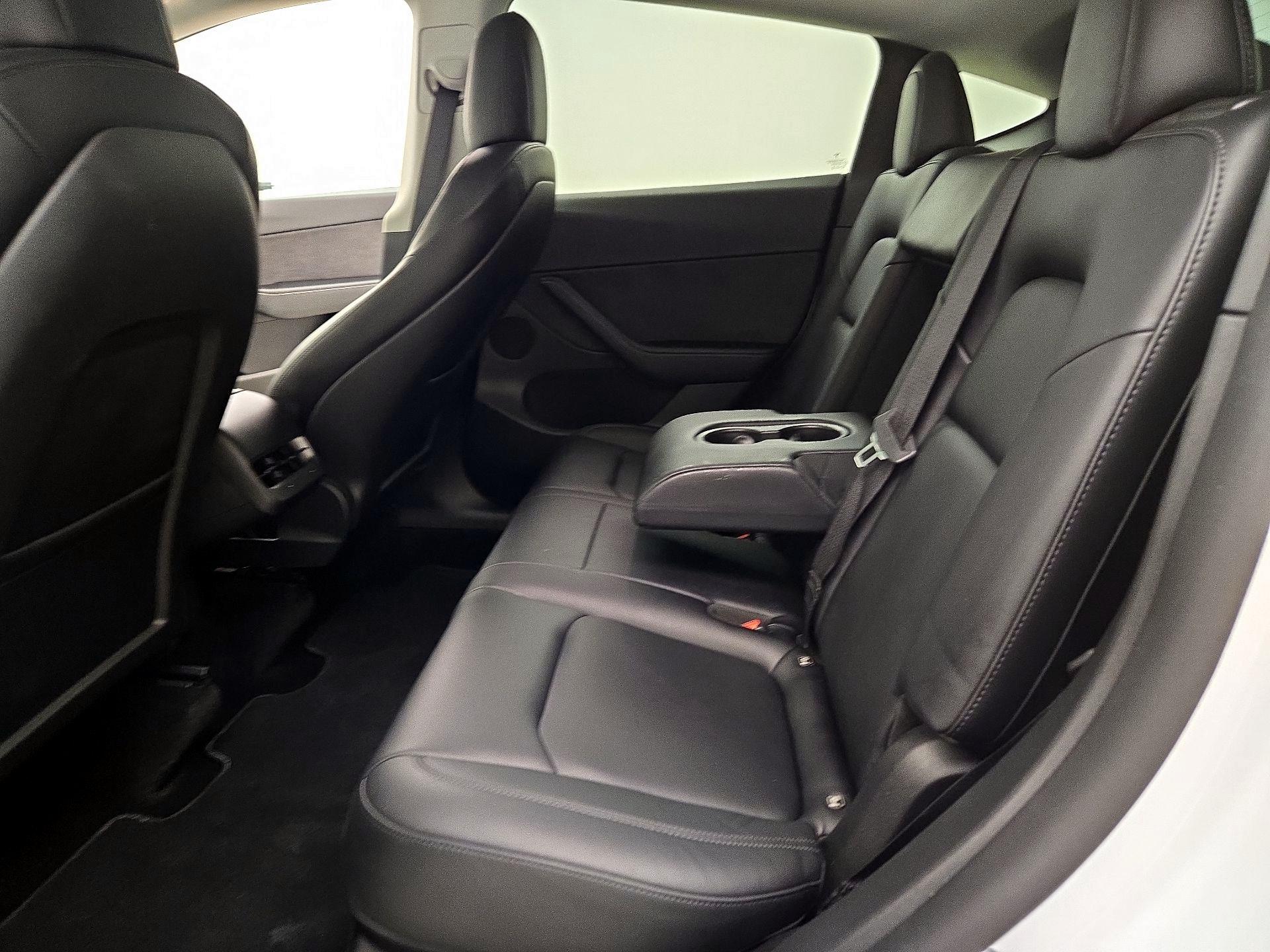 Thumbnail: 2022 Tesla Model Y - 19