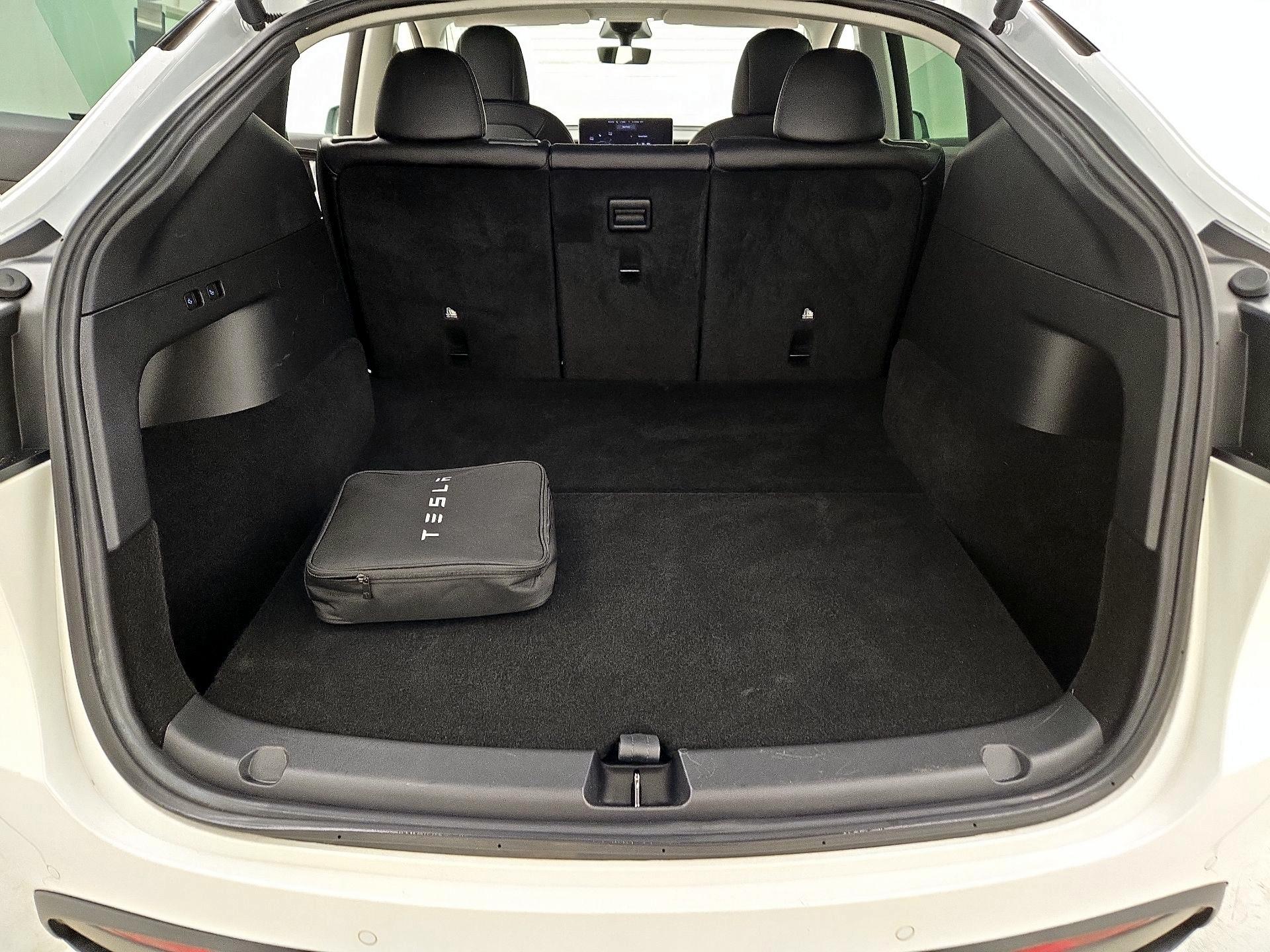 Thumbnail: 2022 Tesla Model Y - 20