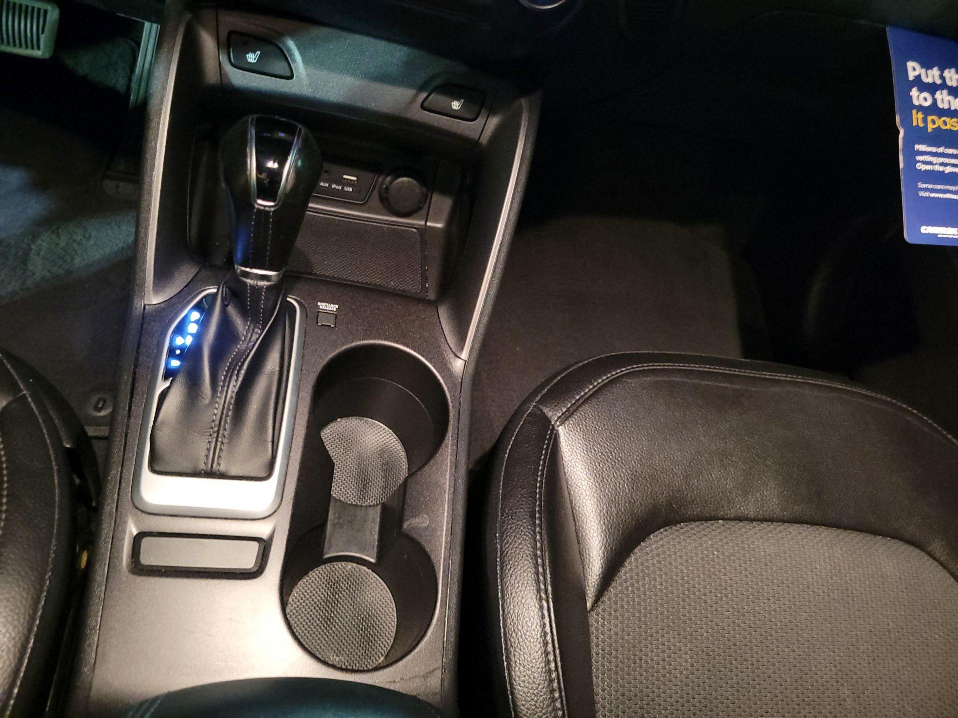 Thumbnail: 2015 Hyundai Tucson - 15