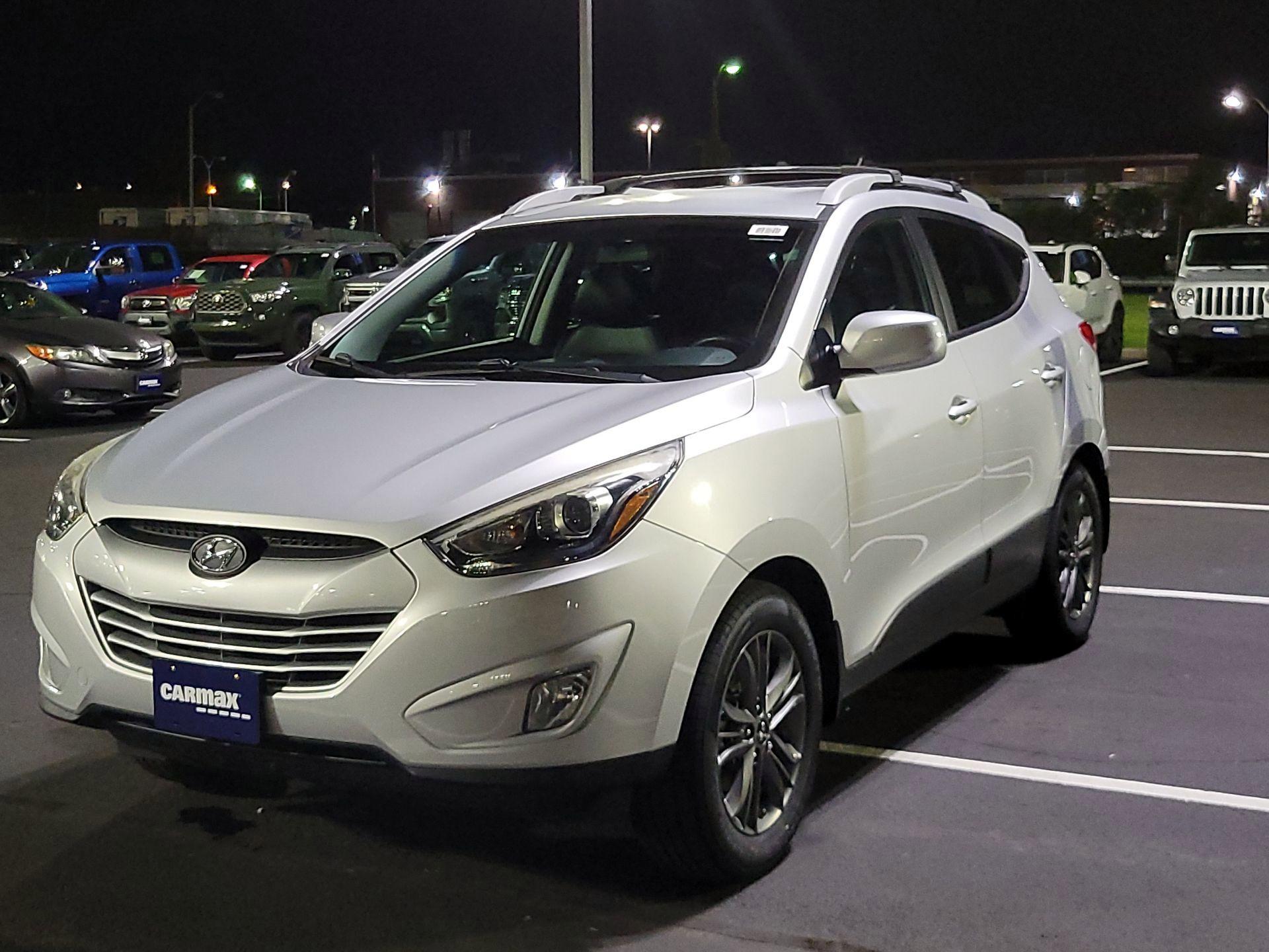 Thumbnail: 2015 Hyundai Tucson - 3