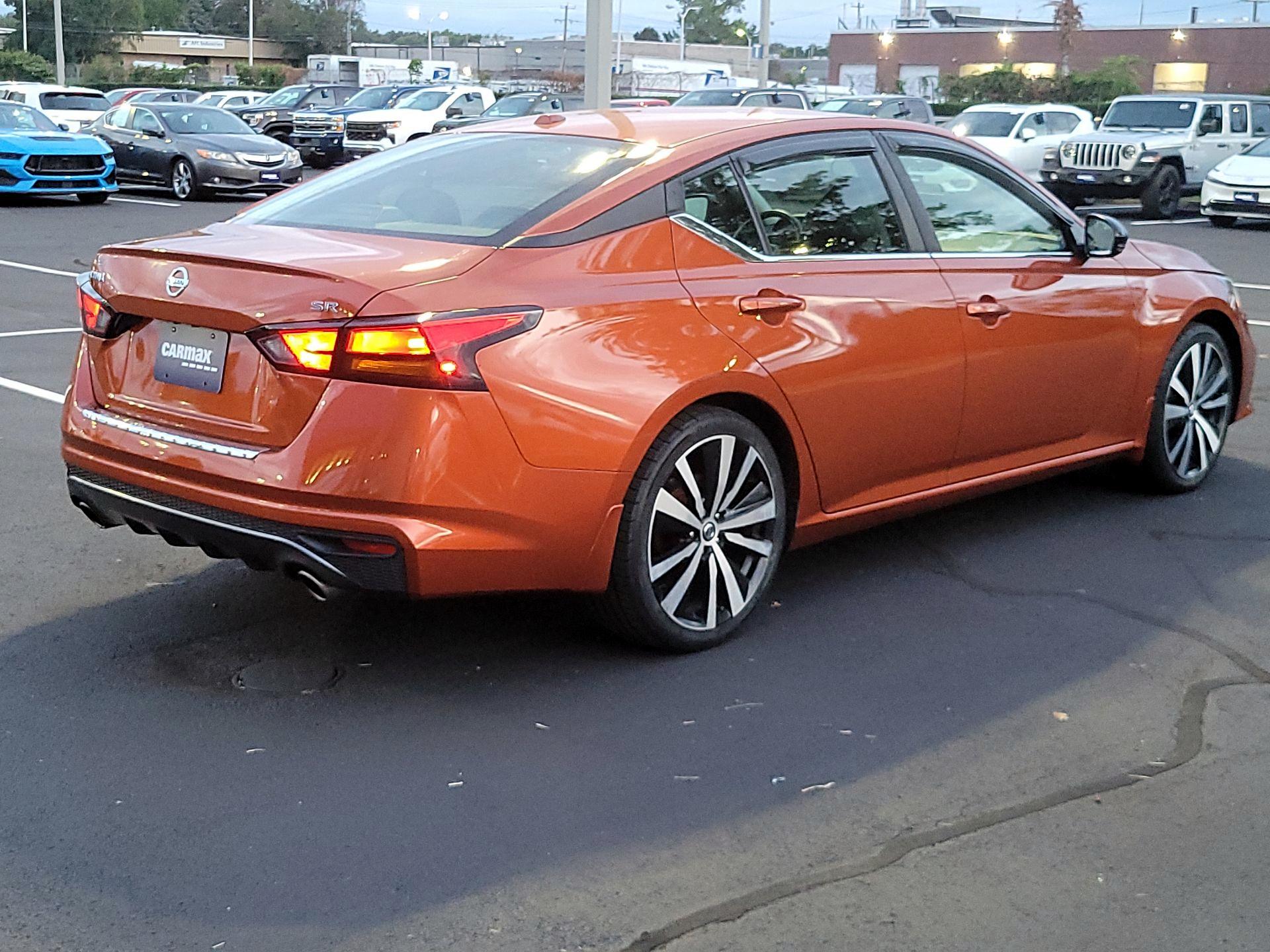 Thumbnail: 2019 Nissan Altima - 5