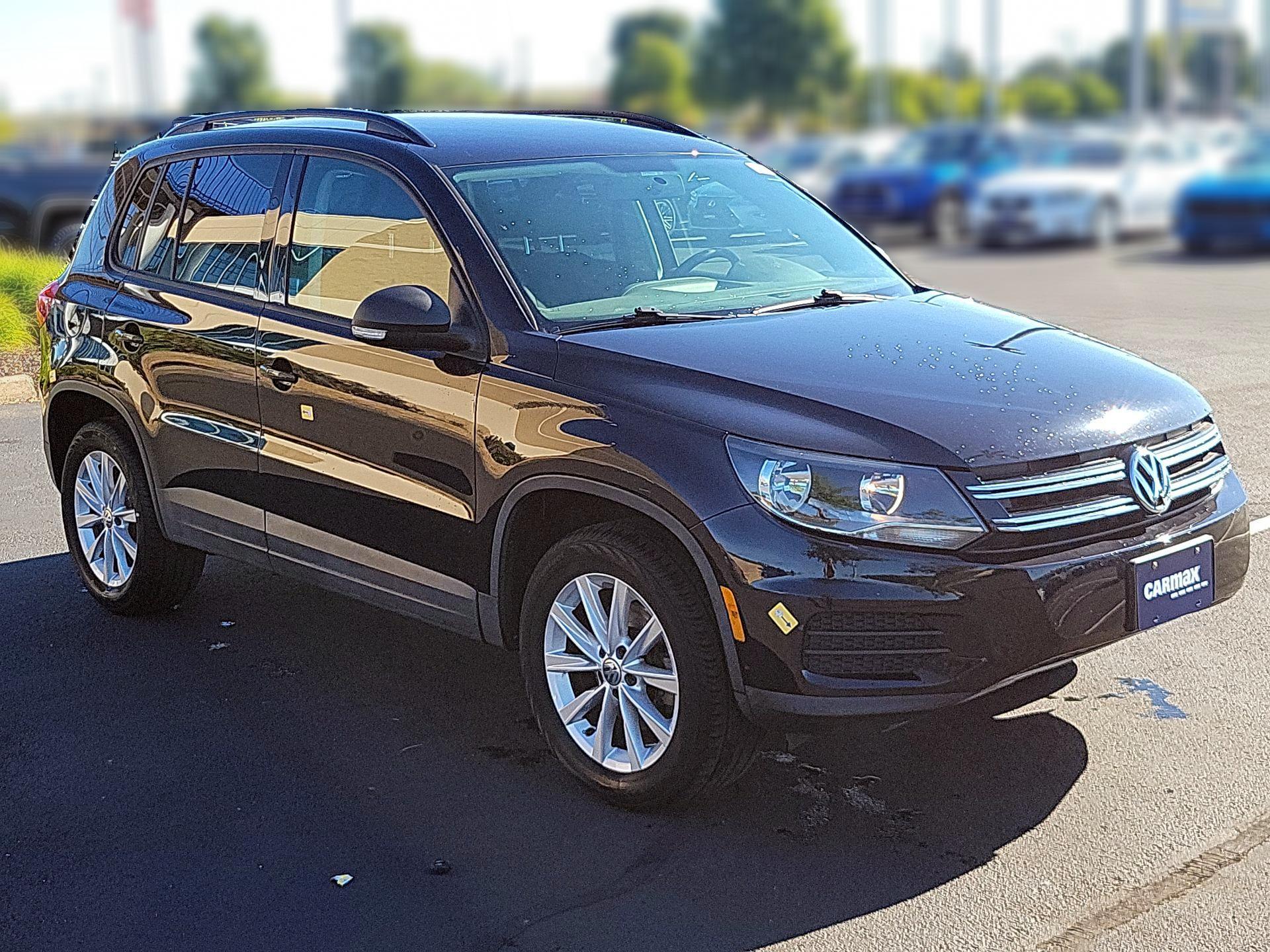 Thumbnail: 2017 Volkswagen Tiguan - 1