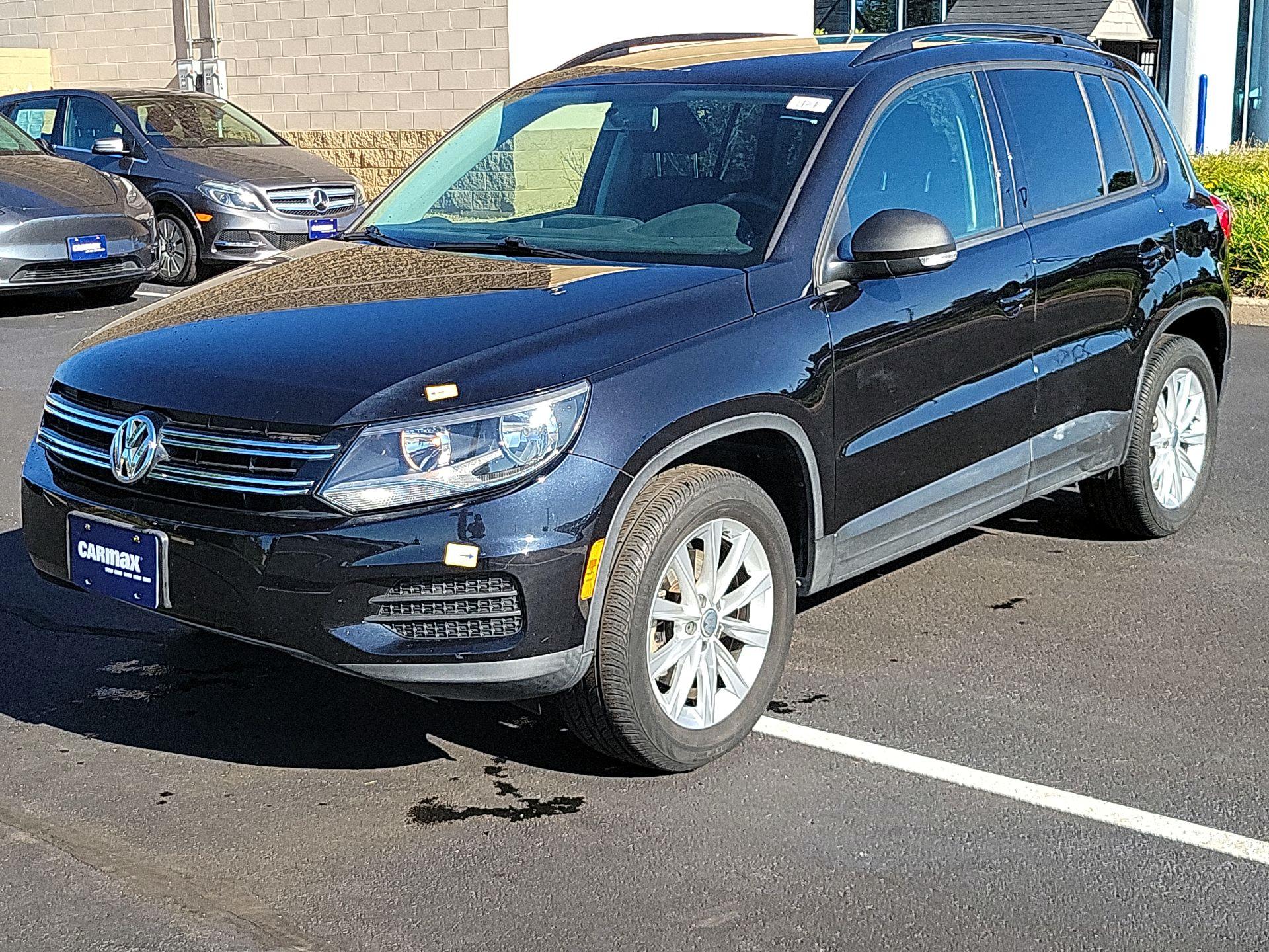 Thumbnail: 2017 Volkswagen Tiguan - 3