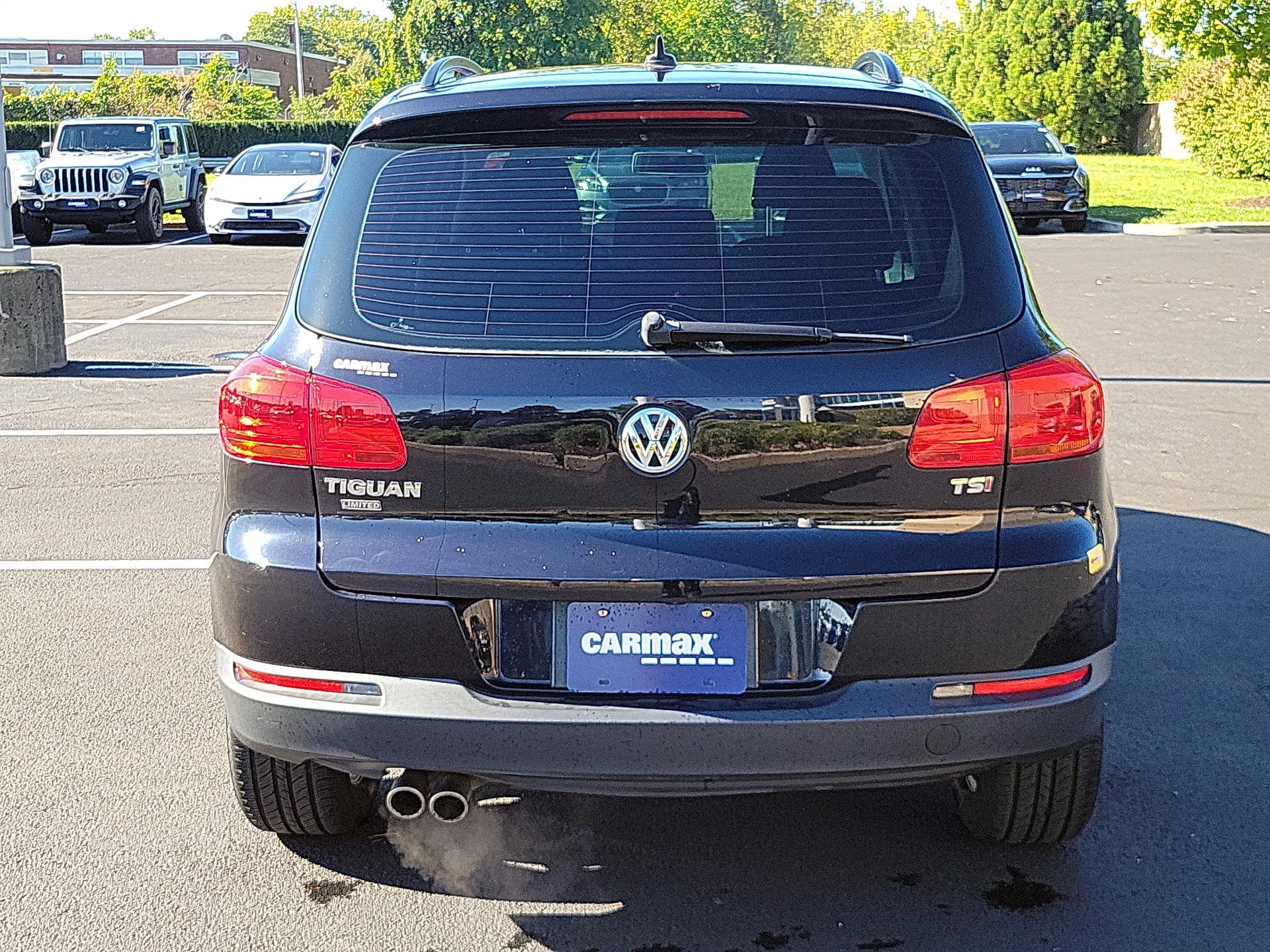 Thumbnail: 2017 Volkswagen Tiguan - 6
