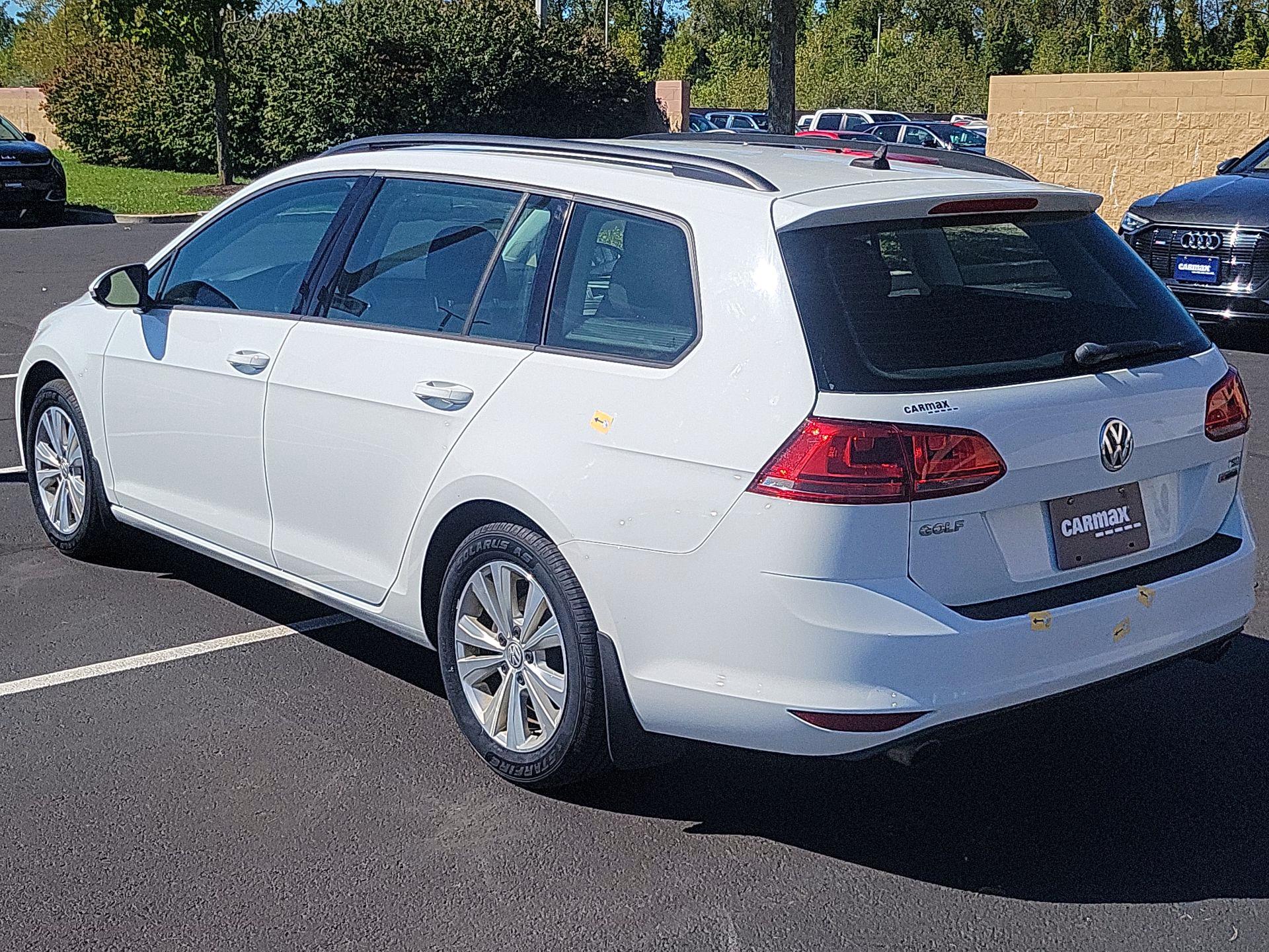 Thumbnail: 2017 Volkswagen Golf - 7