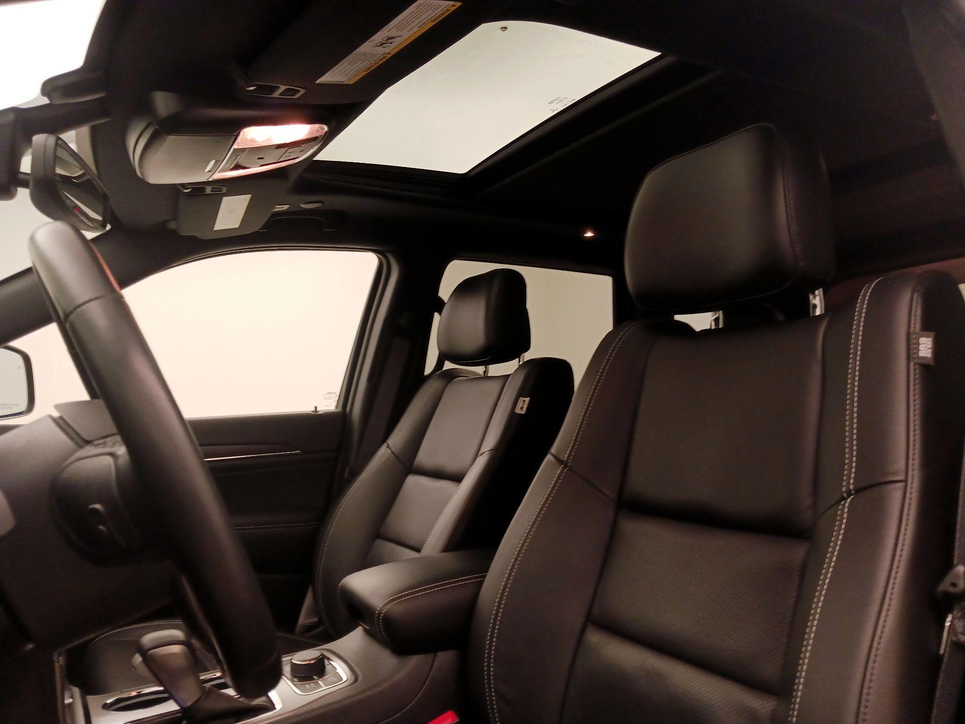 Thumbnail: 2021 Jeep Grand Cherokee - 20