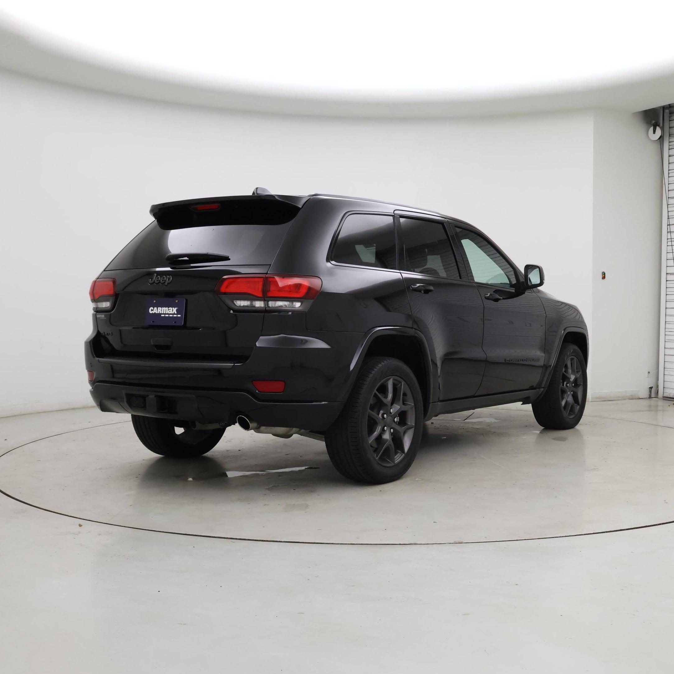 Thumbnail: 2021 Jeep Grand Cherokee - 8