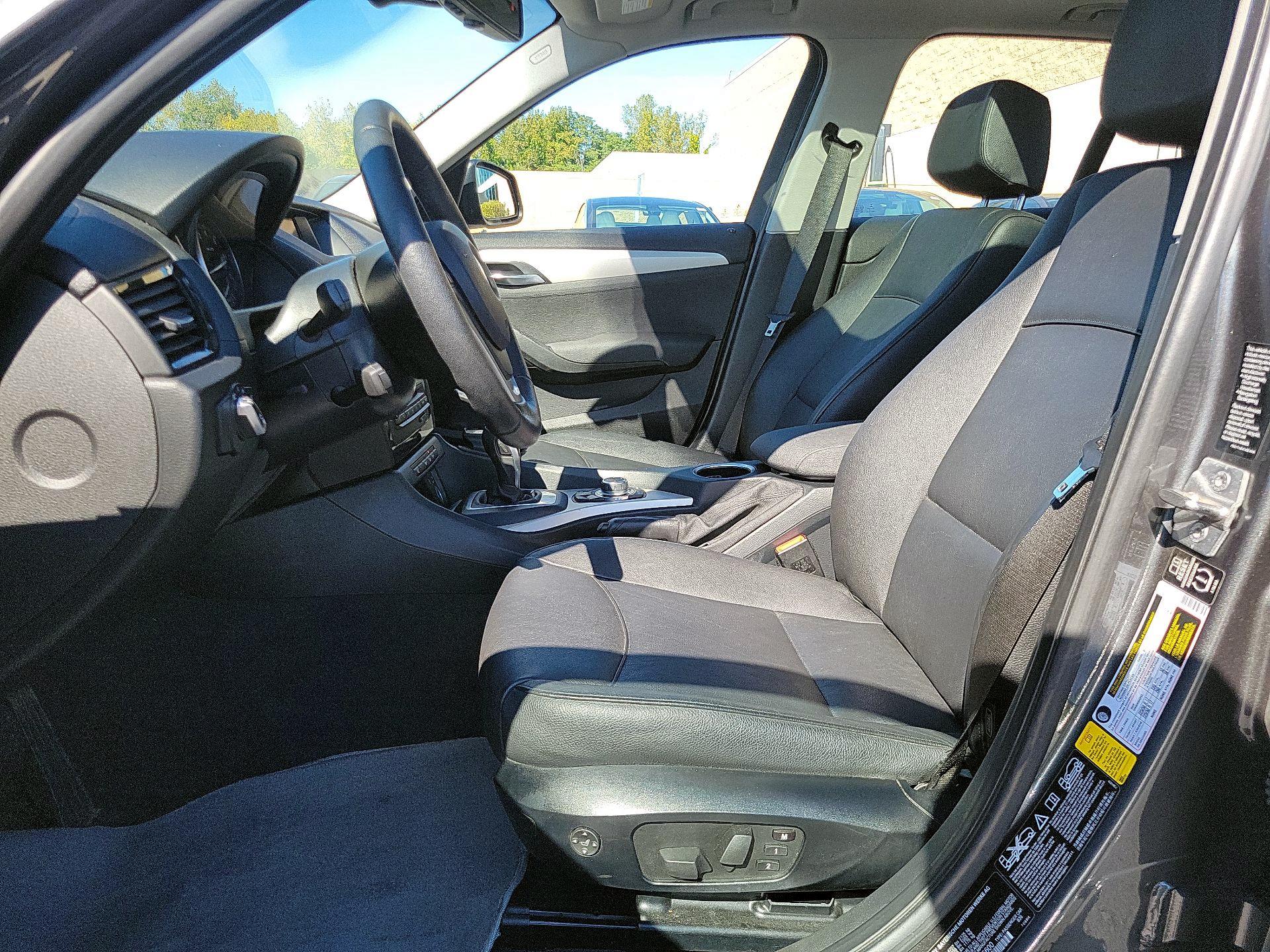 Thumbnail: 2015 BMW X1 - 9