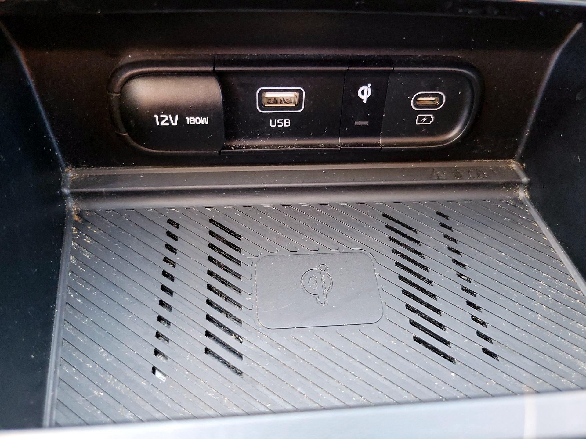 Thumbnail: 2023 Kia Sportage - 17