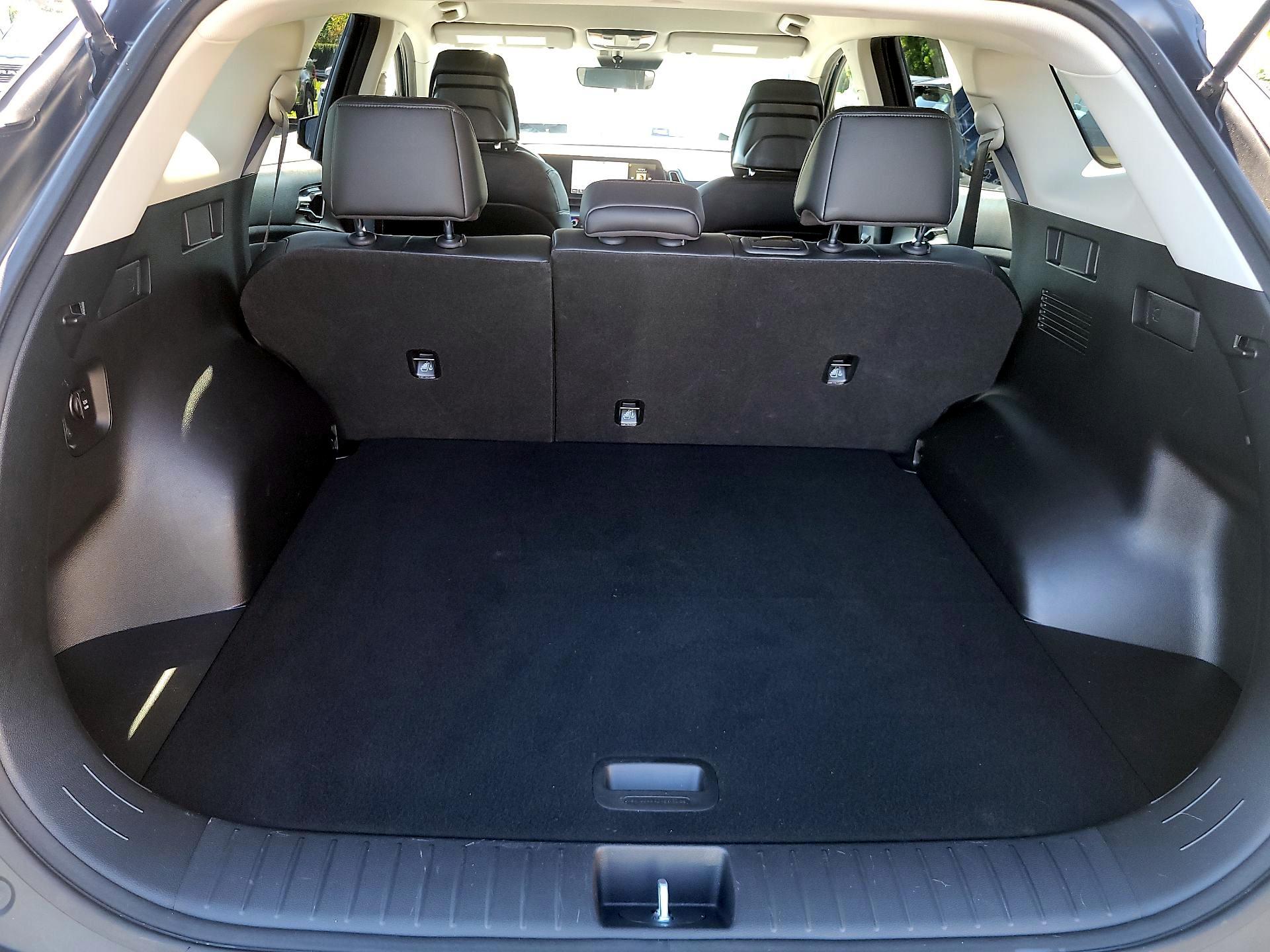 Thumbnail: 2023 Kia Sportage - 19