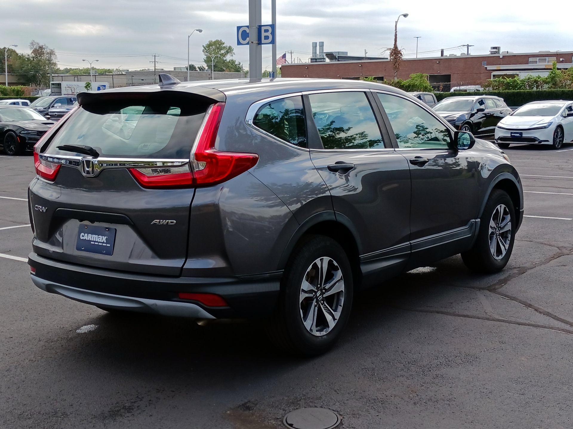 Thumbnail: 2017 Honda CR-V - 5