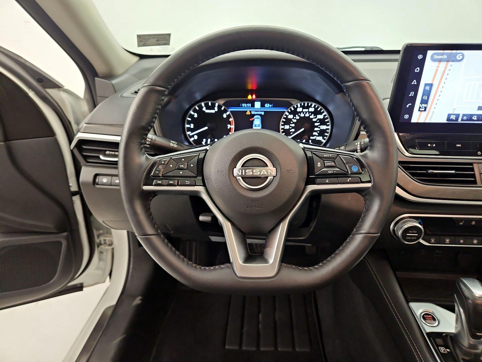 Thumbnail: 2023 Nissan Altima - 10