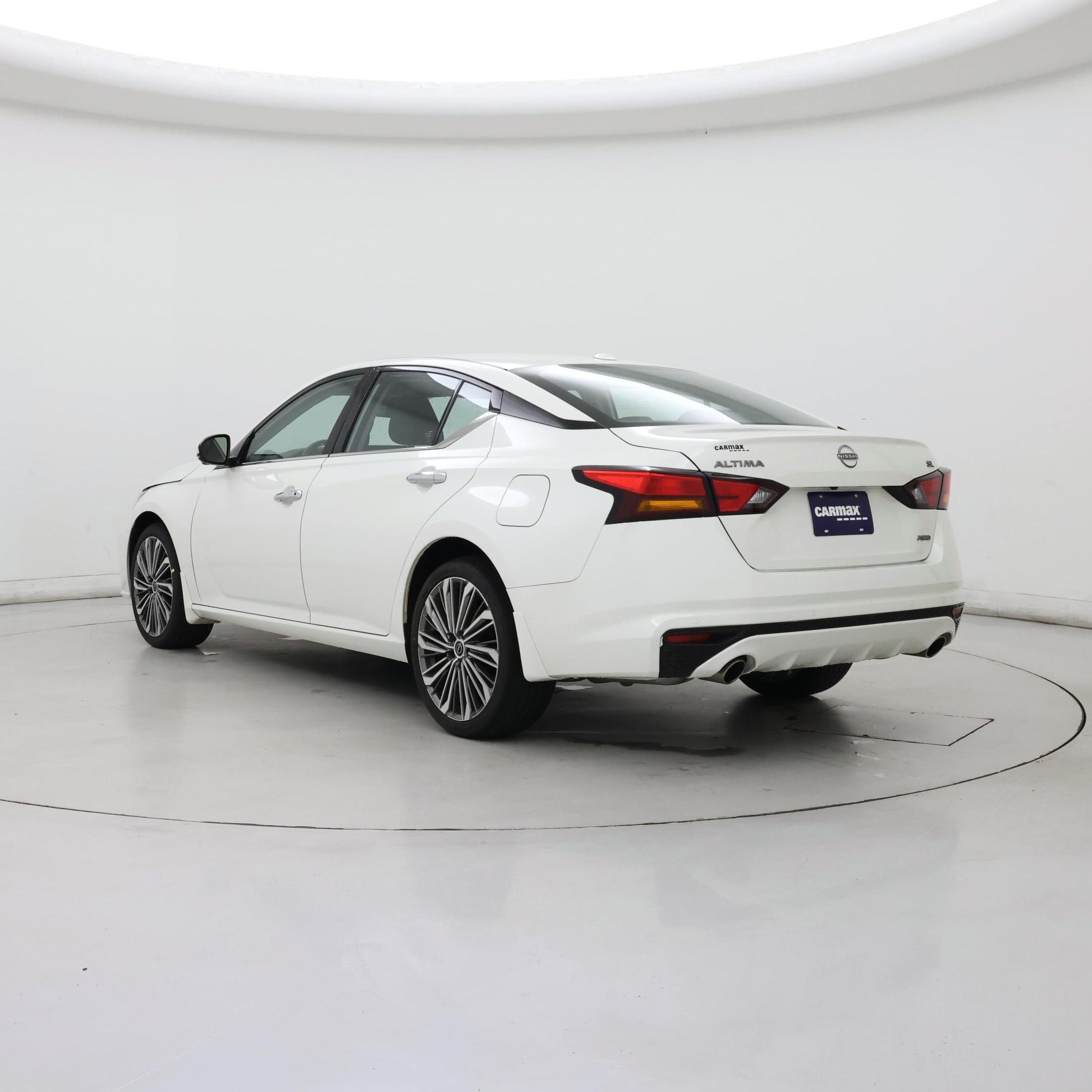 Thumbnail: 2023 Nissan Altima - 2