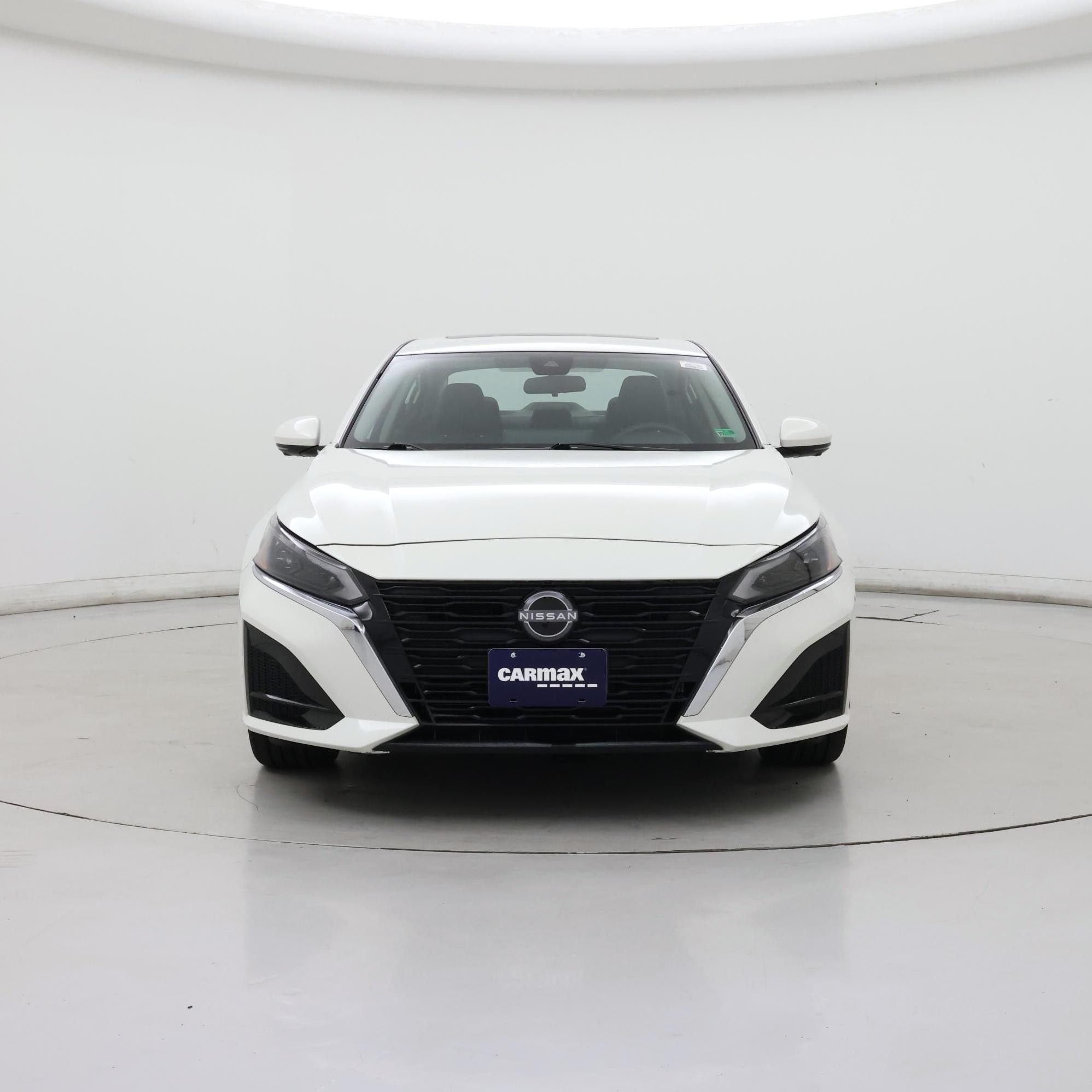 Thumbnail: 2023 Nissan Altima - 5