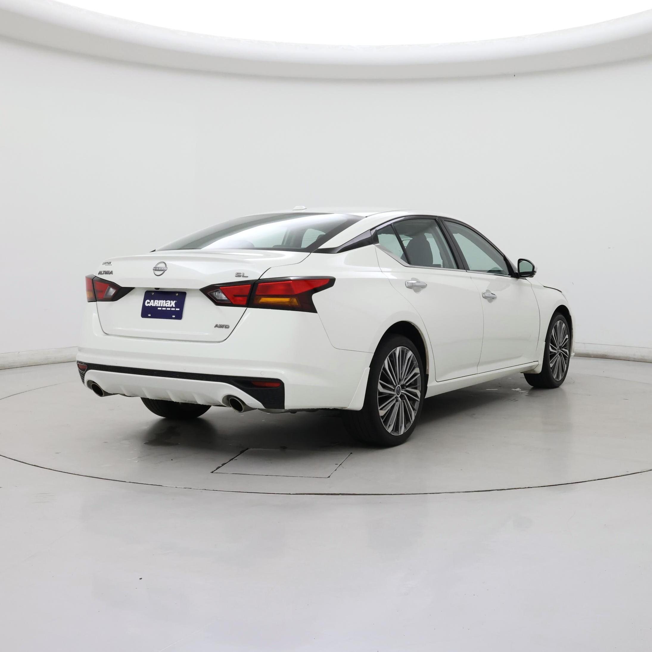 Thumbnail: 2023 Nissan Altima - 8