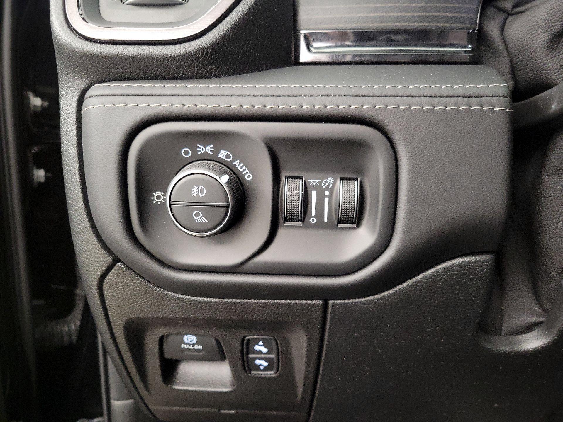 Thumbnail: 2022 RAM 1500 - 13