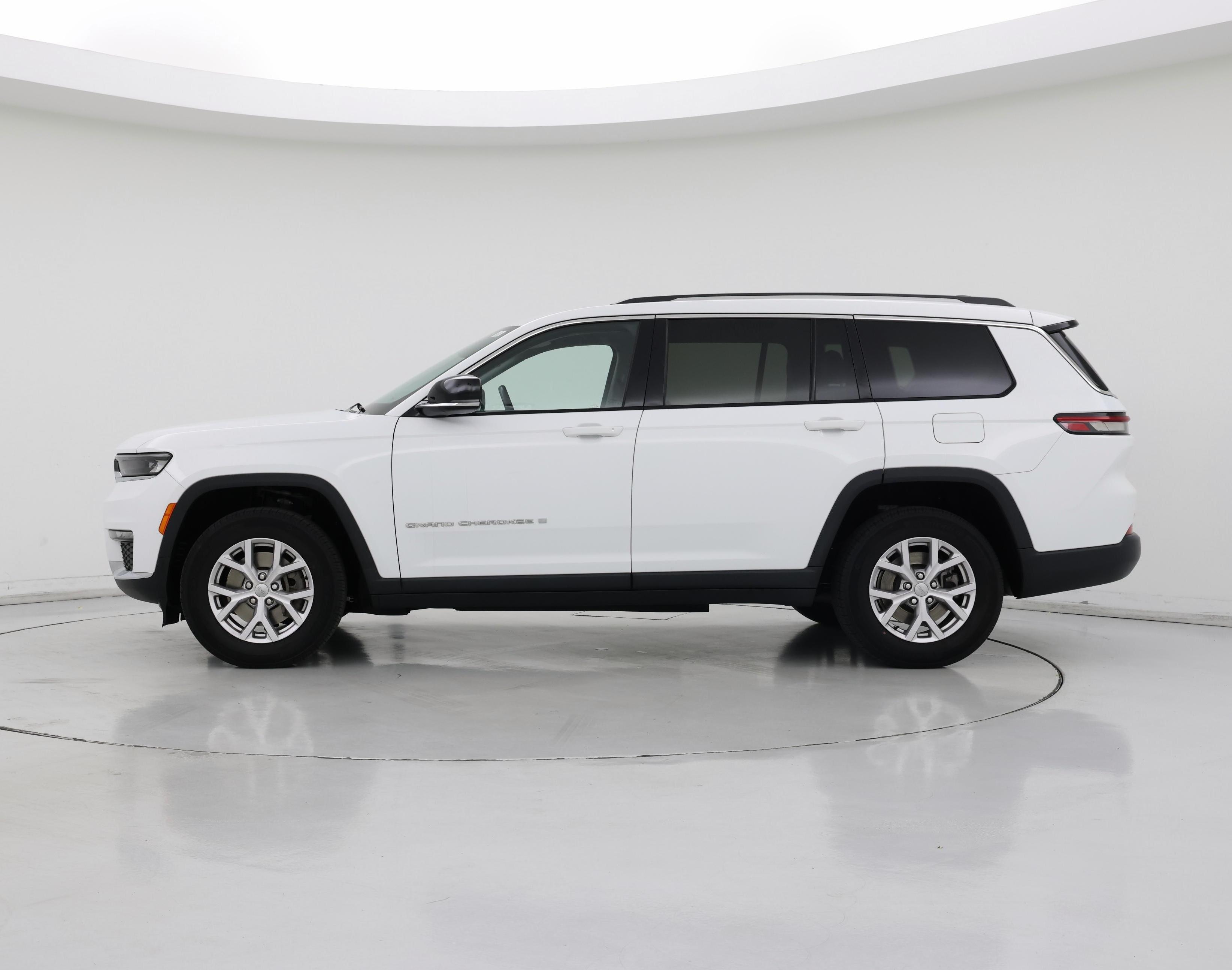 Thumbnail: 2022 Jeep Grand Cherokee L - 3