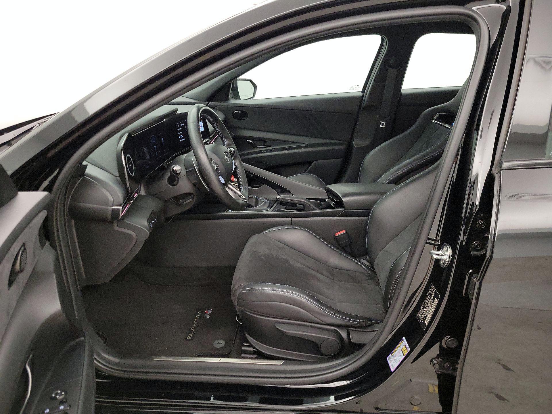 Thumbnail: 2023 Hyundai Elantra - 11