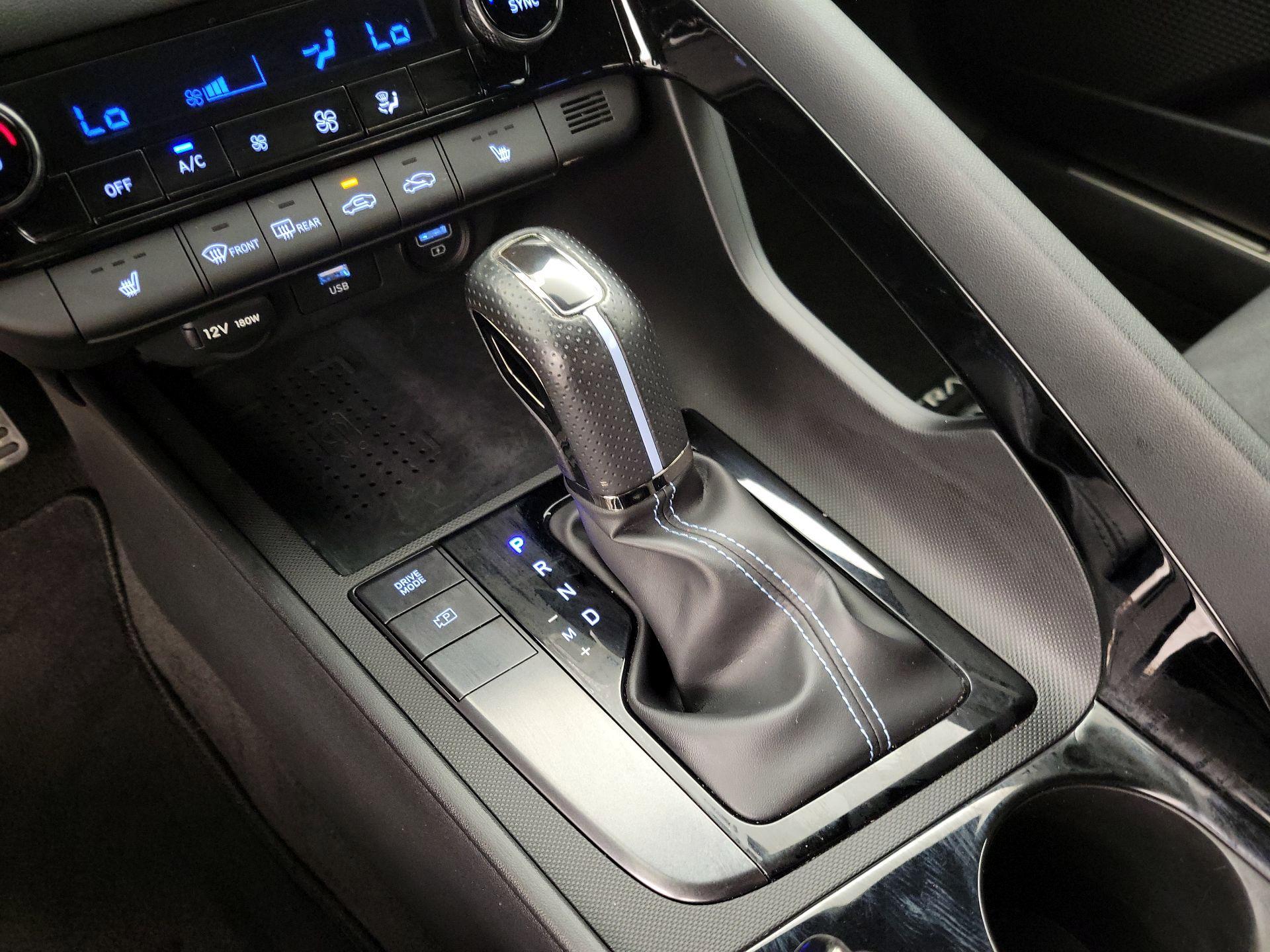 Thumbnail: 2023 Hyundai Elantra - 17