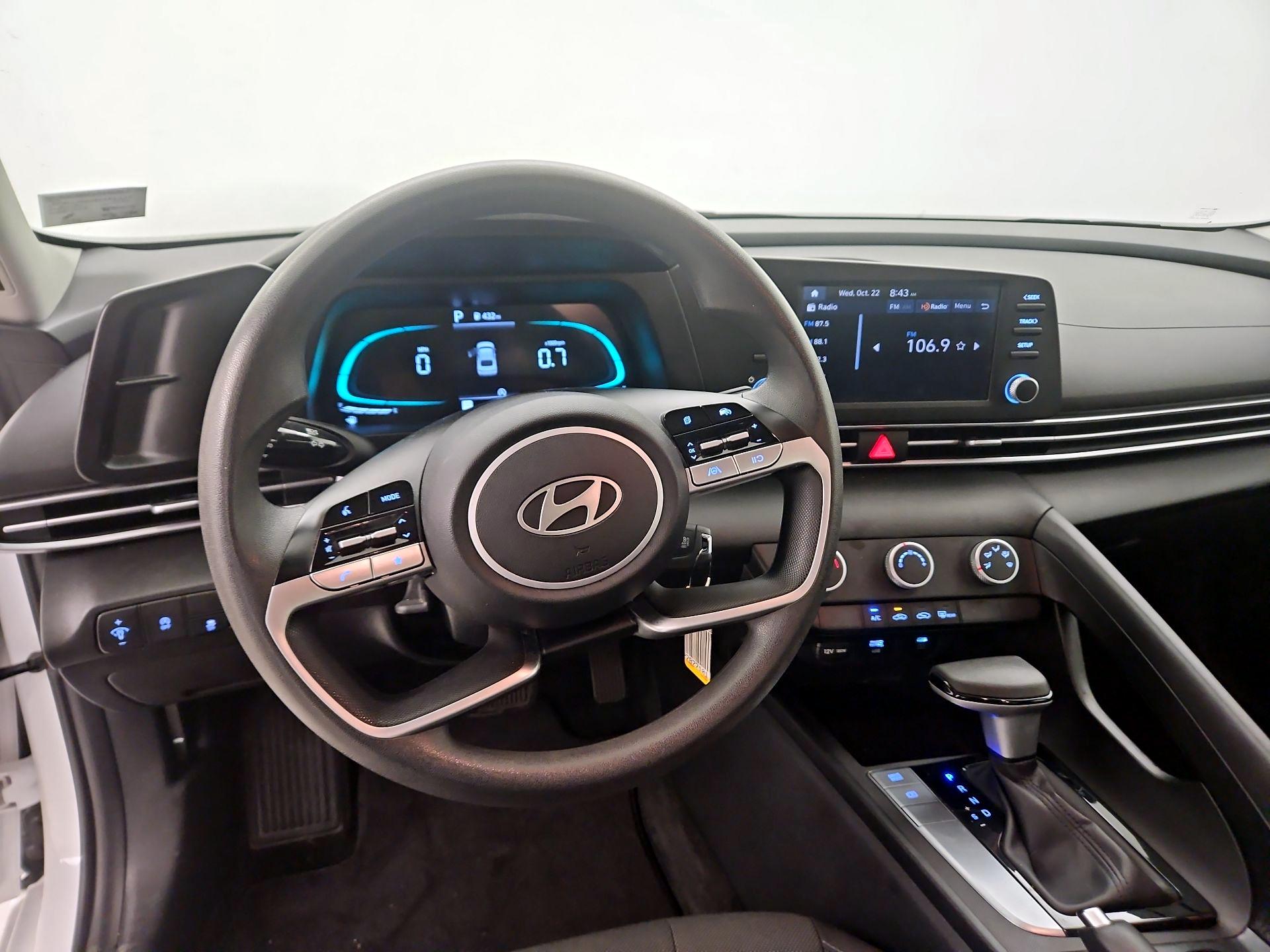 Thumbnail: 2024 Hyundai Elantra - 9