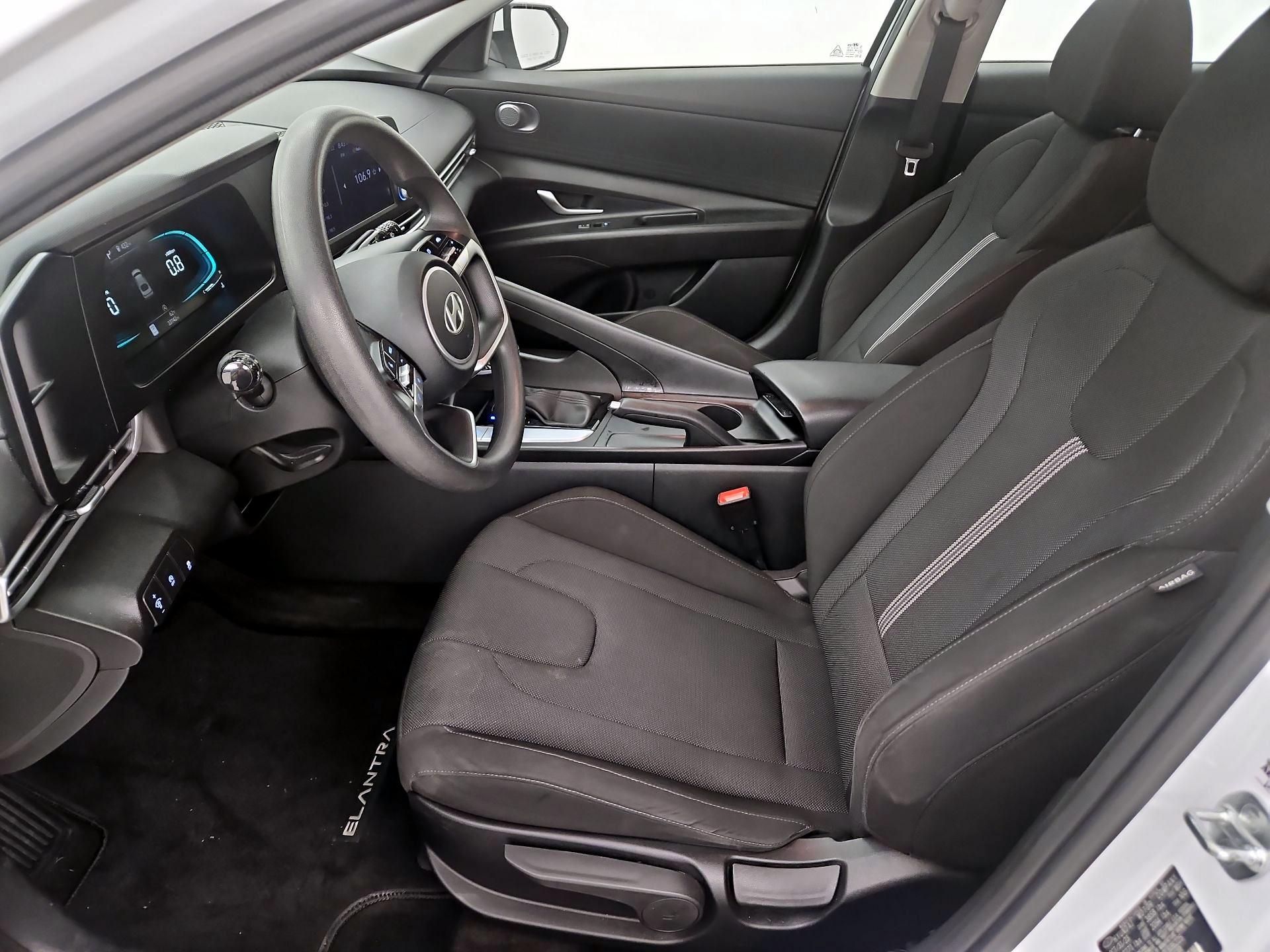 Thumbnail: 2024 Hyundai Elantra - 11