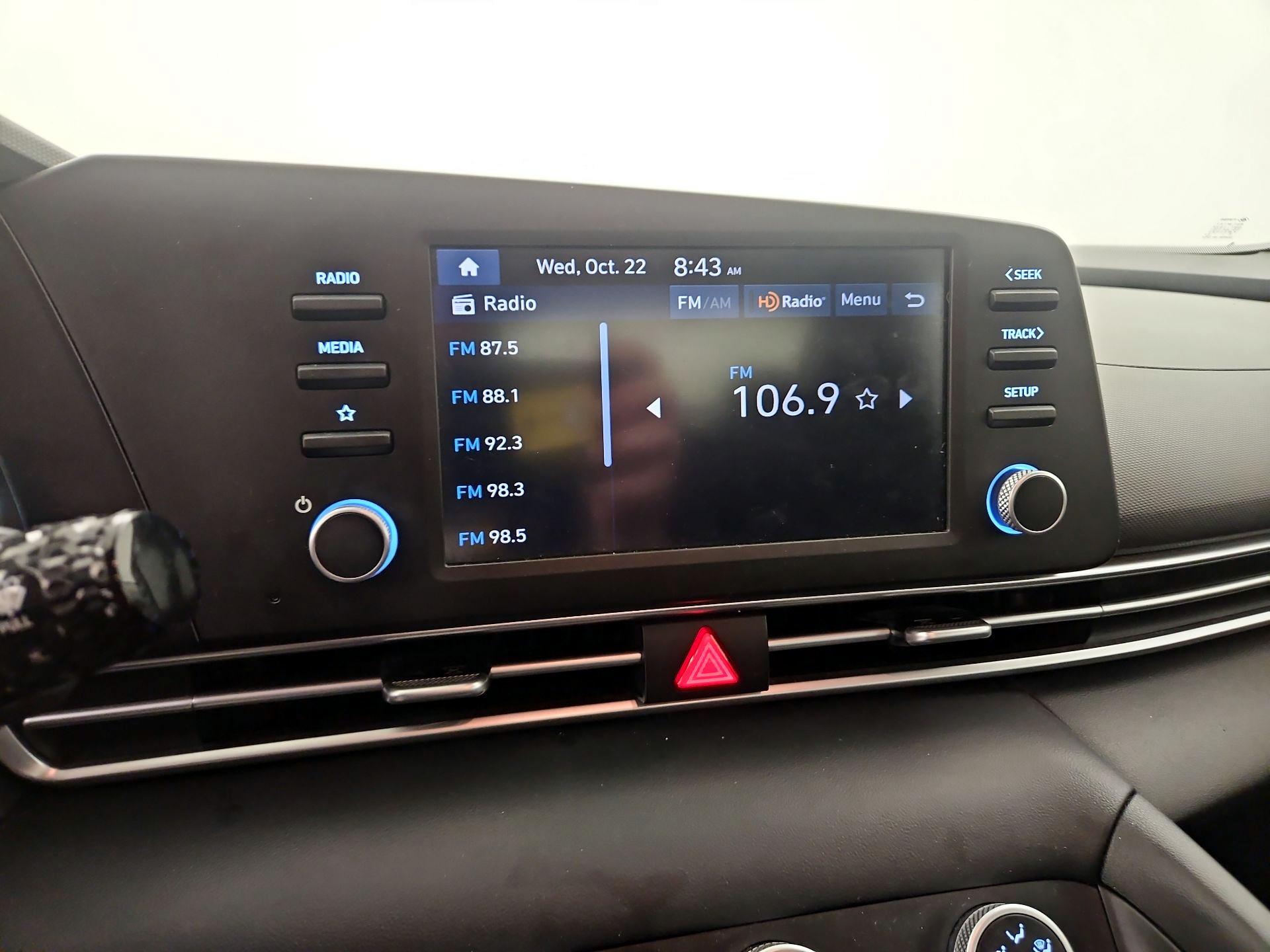 Thumbnail: 2024 Hyundai Elantra - 15