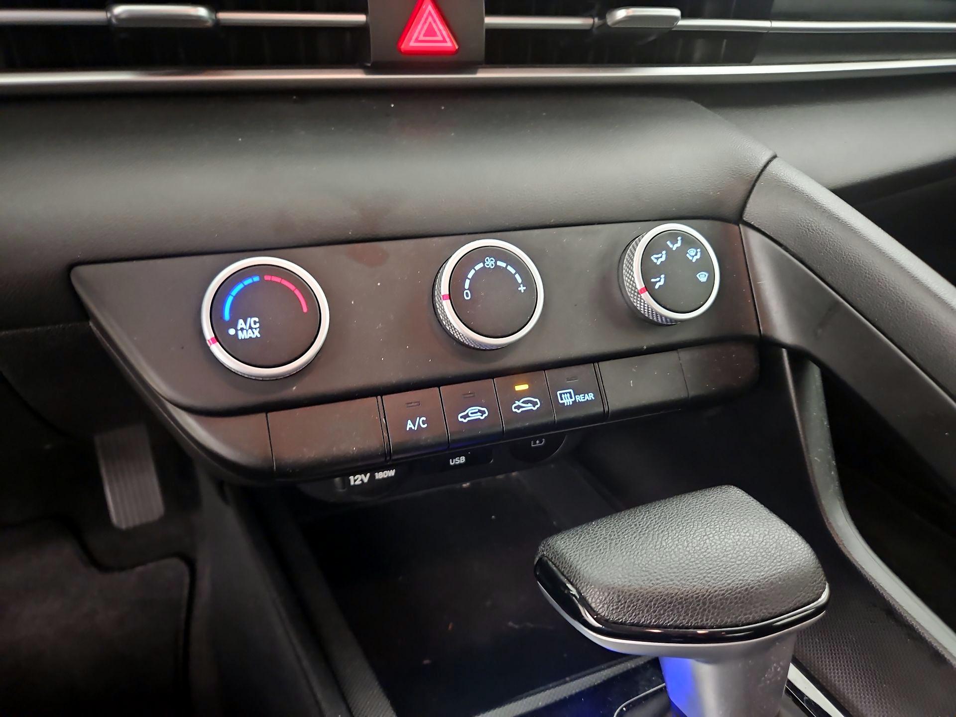 Thumbnail: 2024 Hyundai Elantra - 16