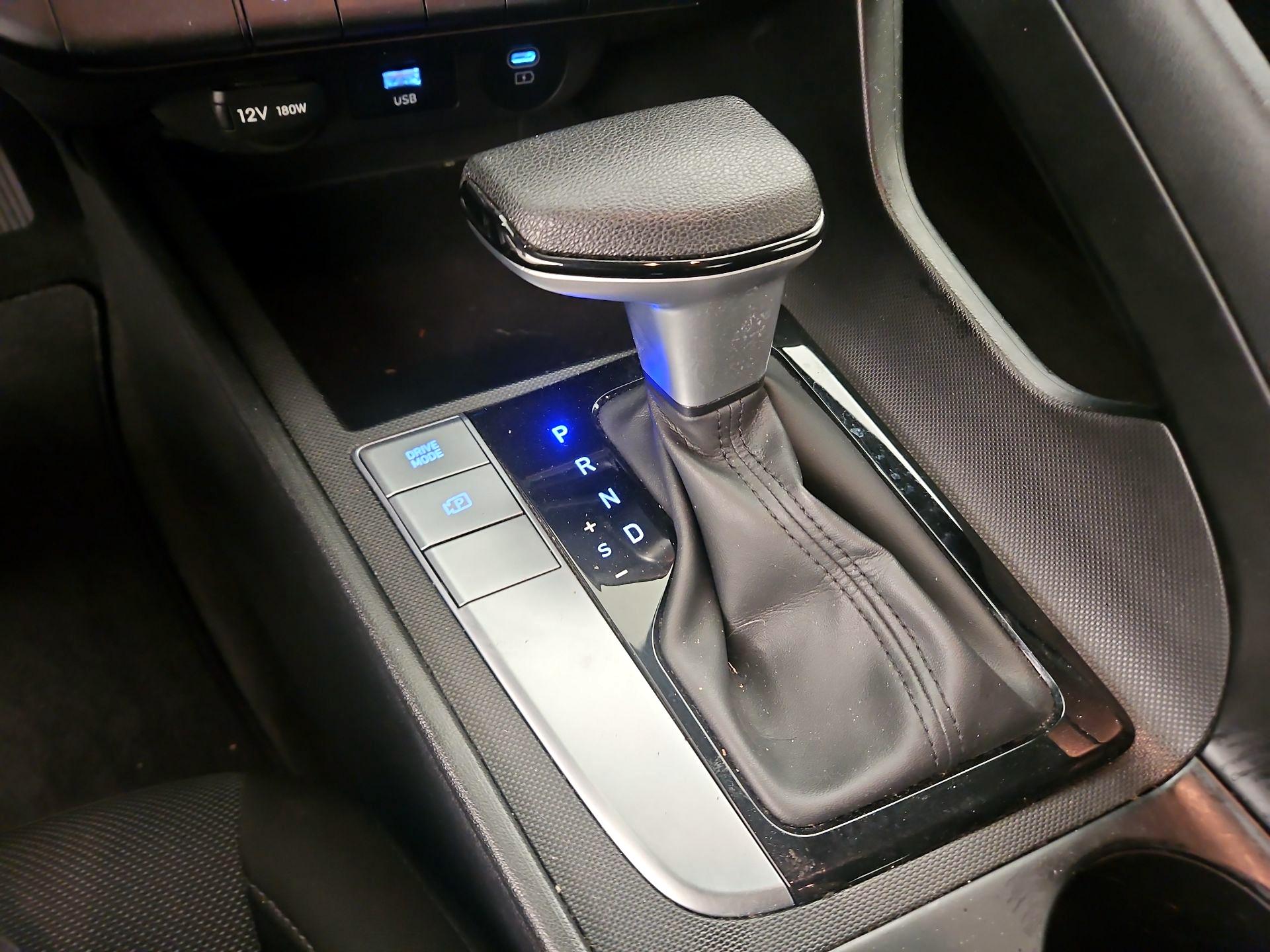Thumbnail: 2024 Hyundai Elantra - 17