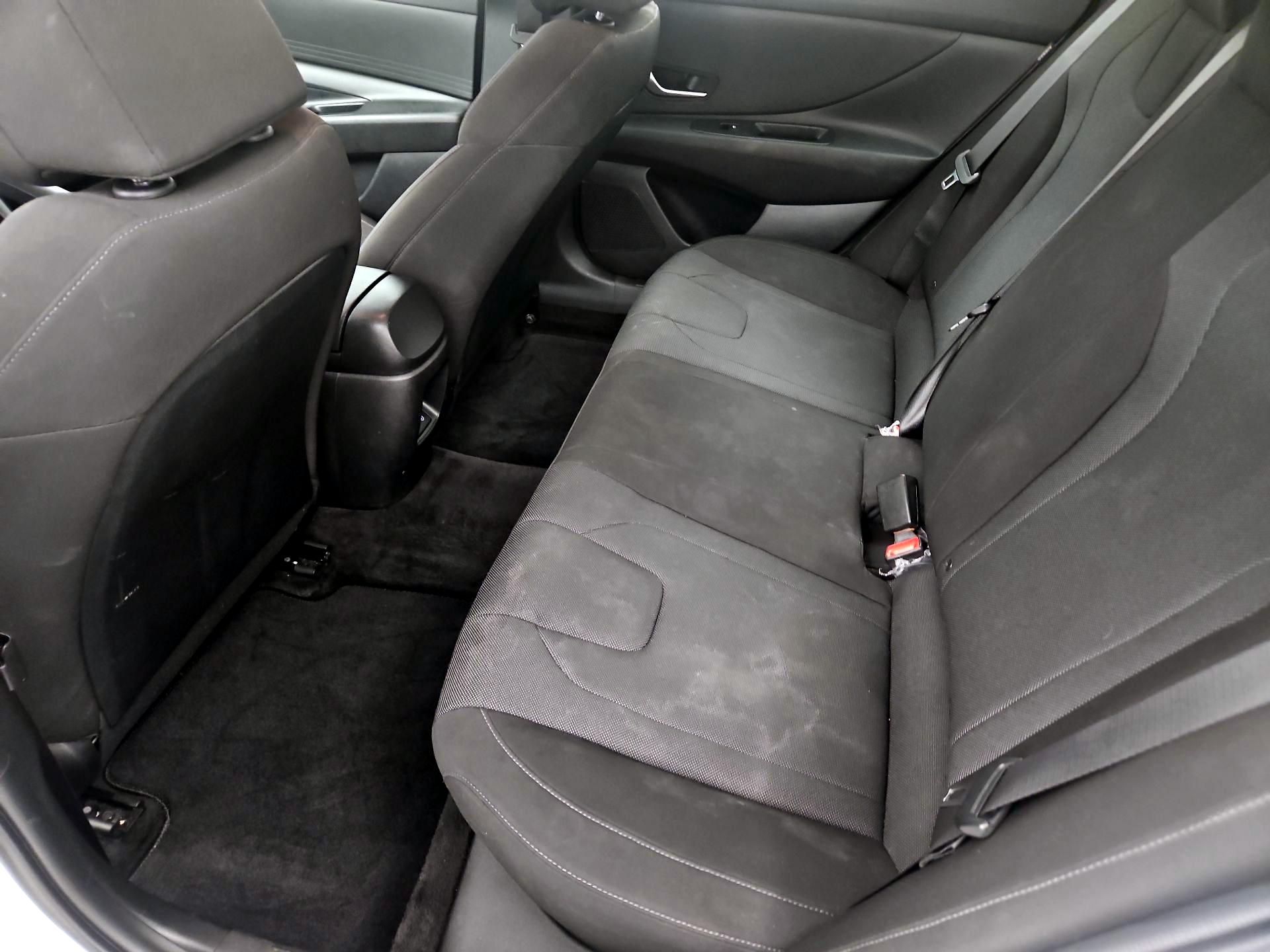 Thumbnail: 2024 Hyundai Elantra - 19