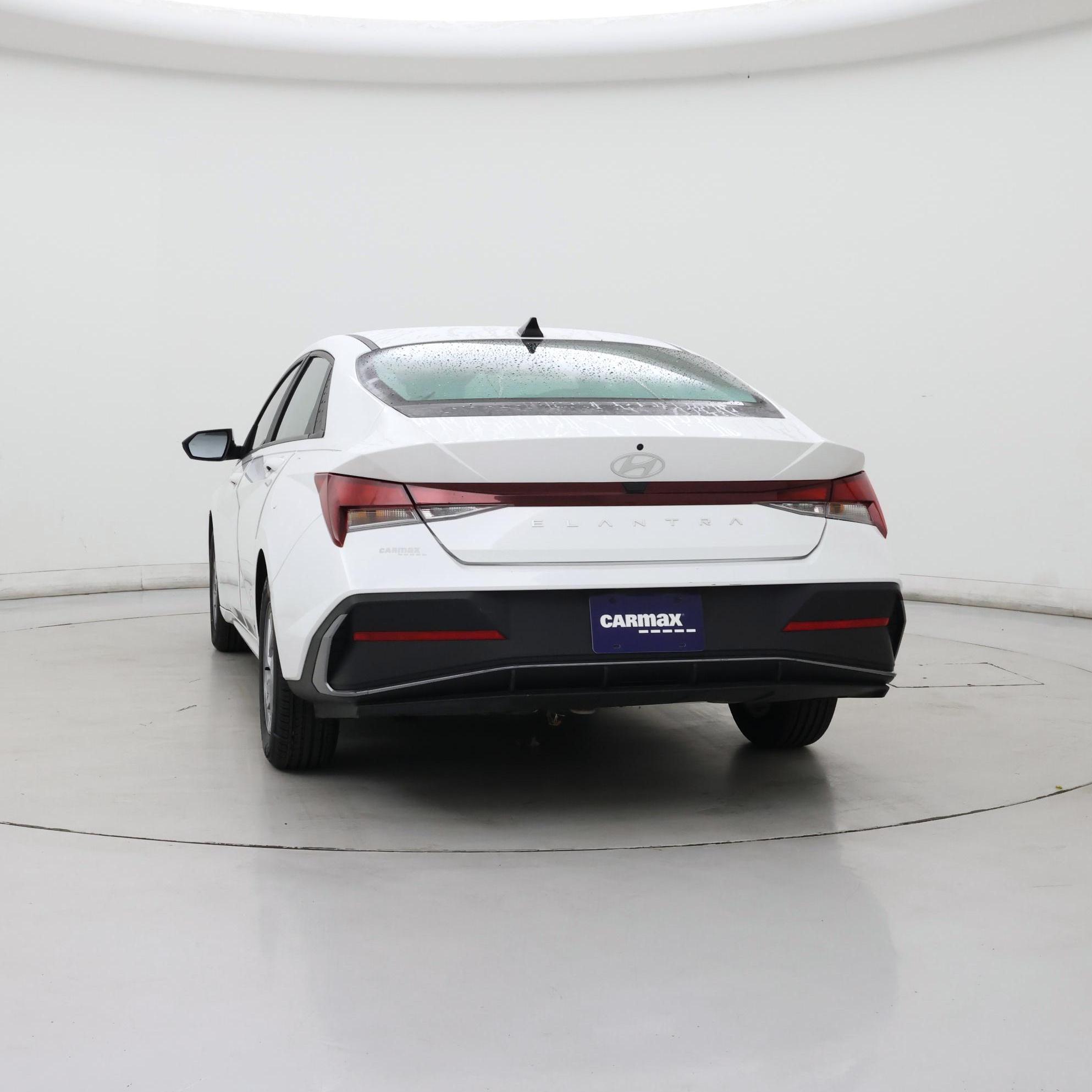 Thumbnail: 2024 Hyundai Elantra - 6