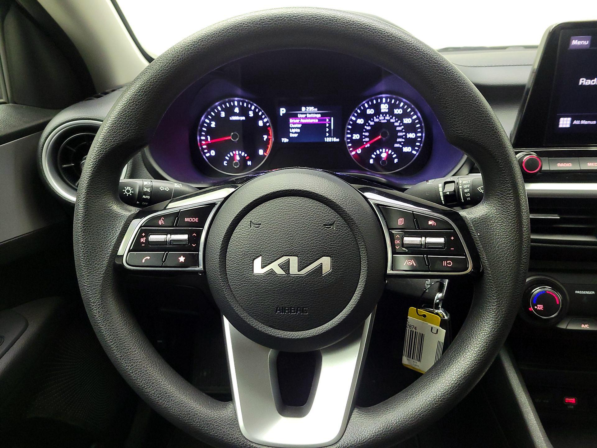 Thumbnail: 2023 Kia Forte - 10