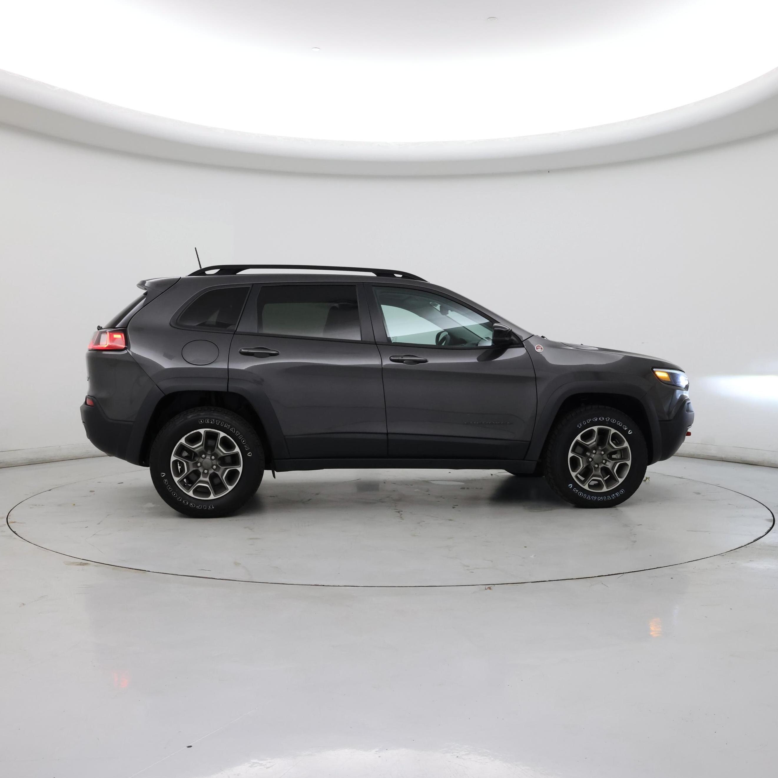 Thumbnail: 2022 Jeep Cherokee - 7