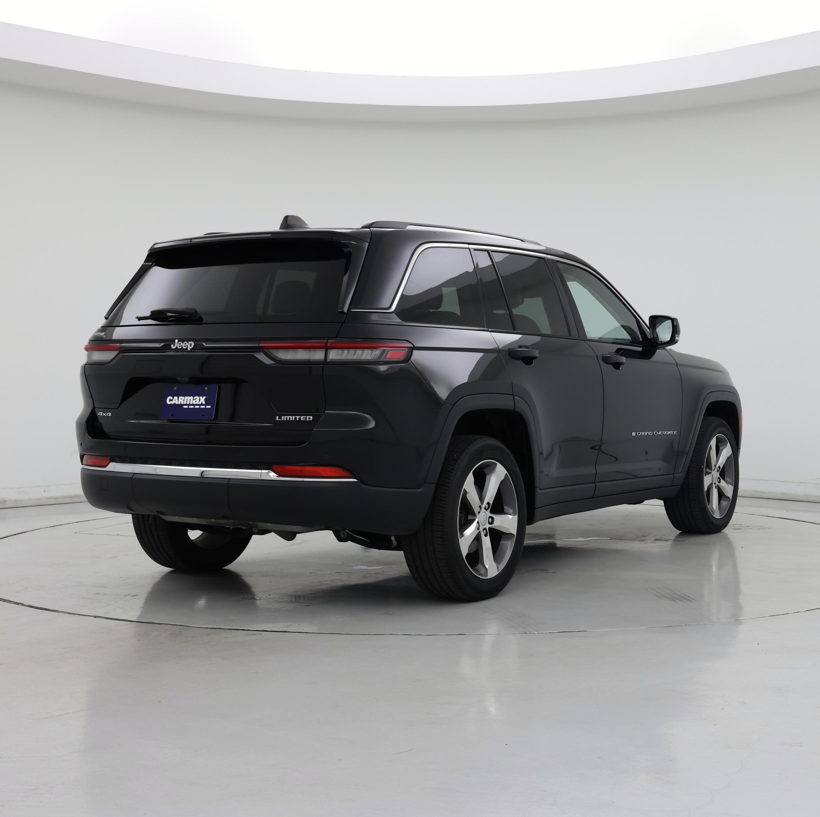 Thumbnail: 2022 Jeep Grand Cherokee - 8