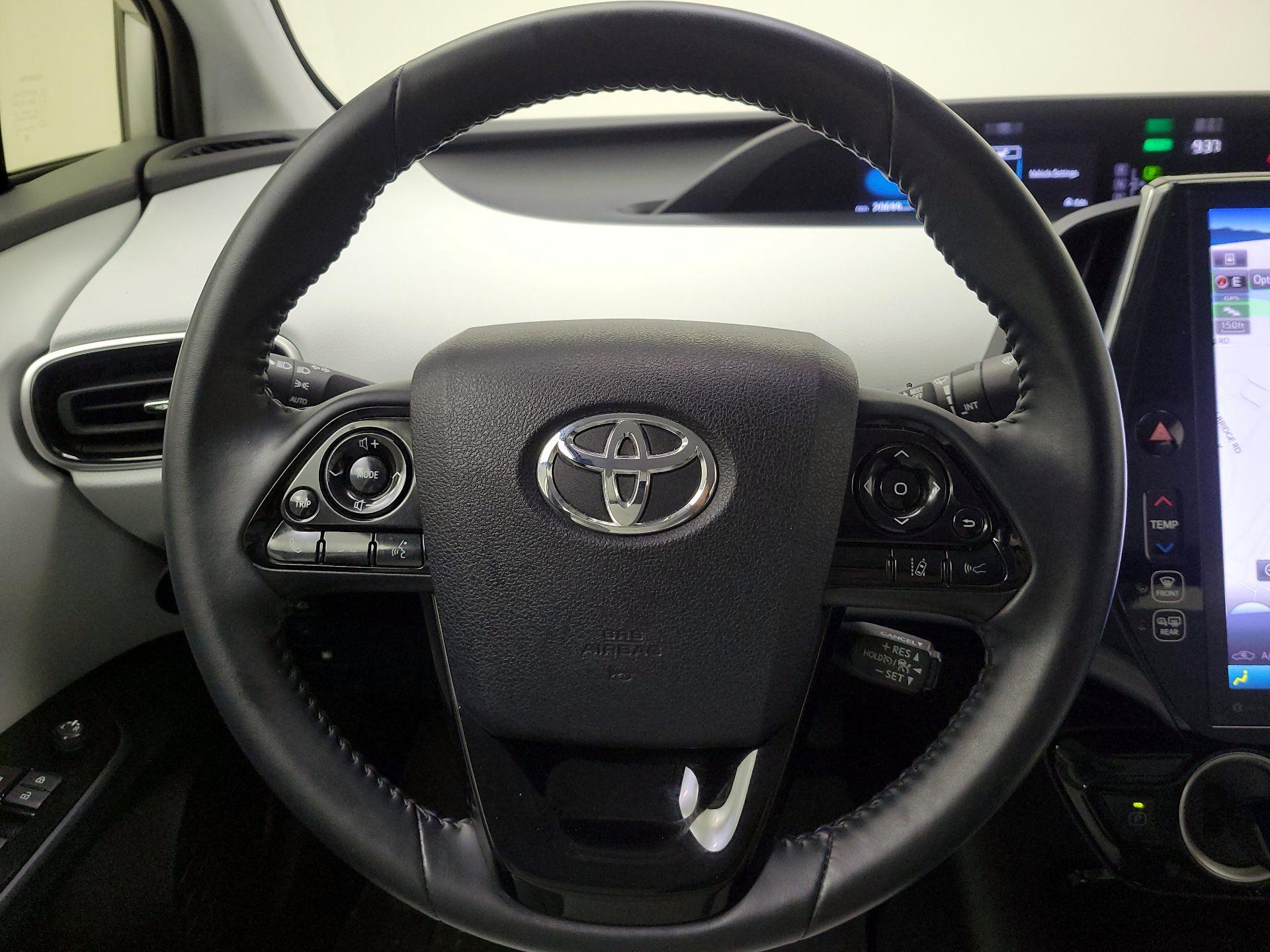 Thumbnail: 2022 Toyota Prius Prime - 10