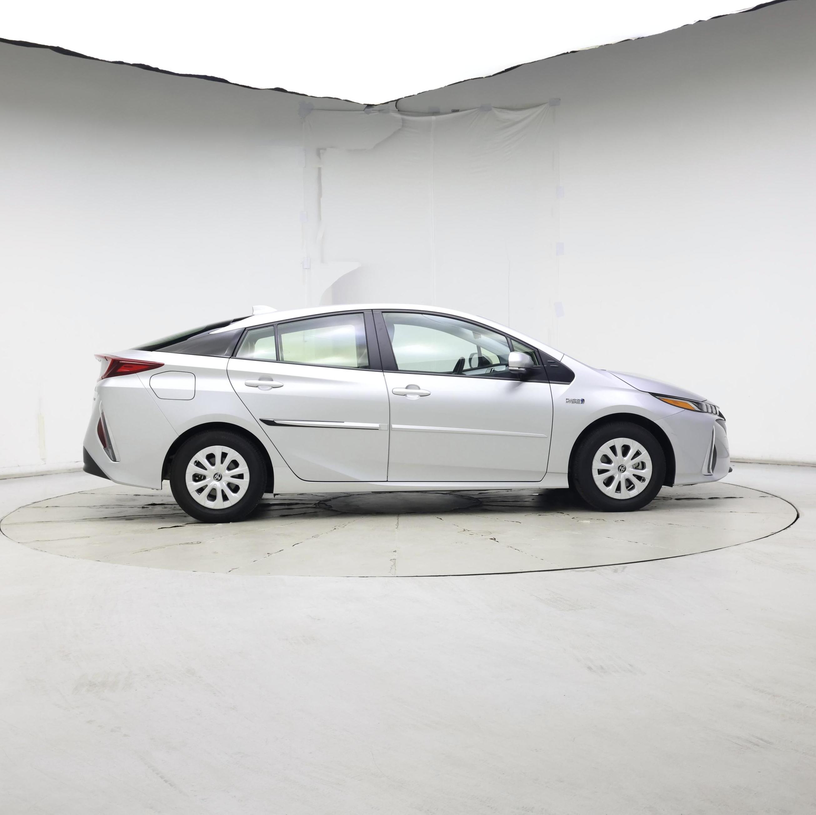 Thumbnail: 2022 Toyota Prius Prime - 7