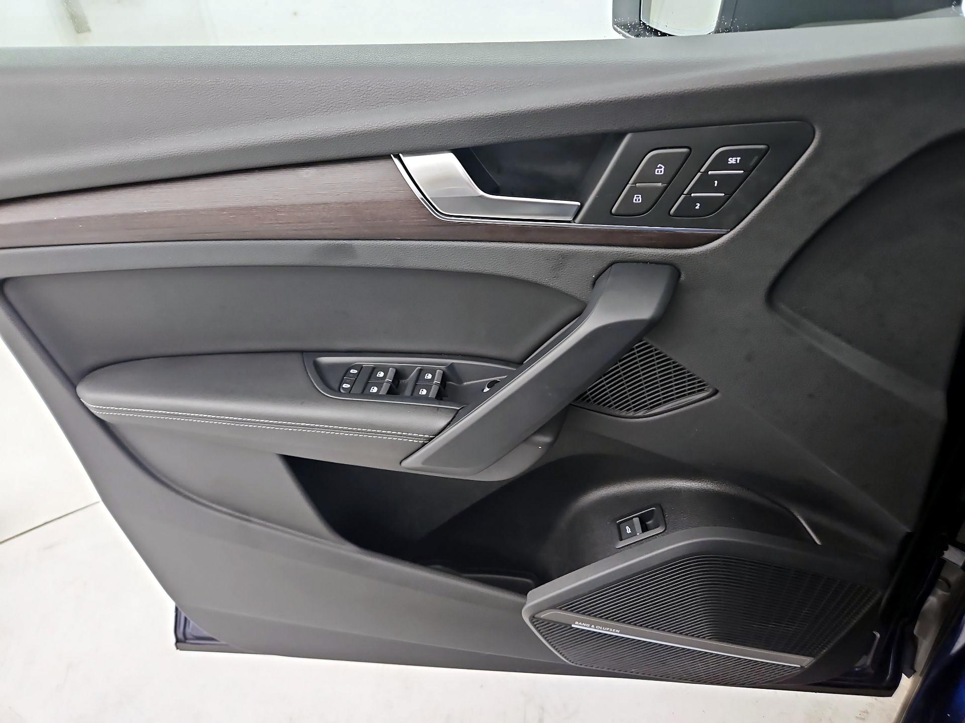 Thumbnail: 2021 Audi Q5 - 12