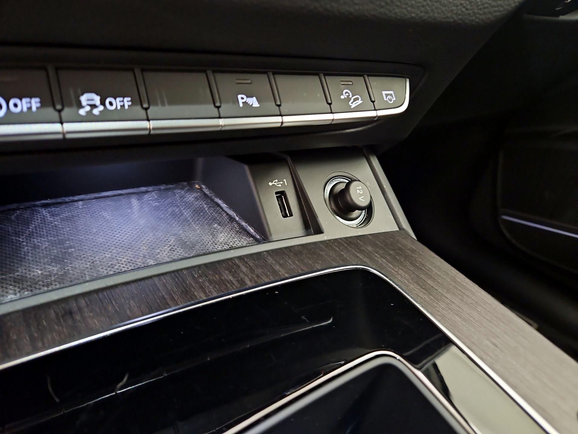 Thumbnail: 2021 Audi Q5 - 19